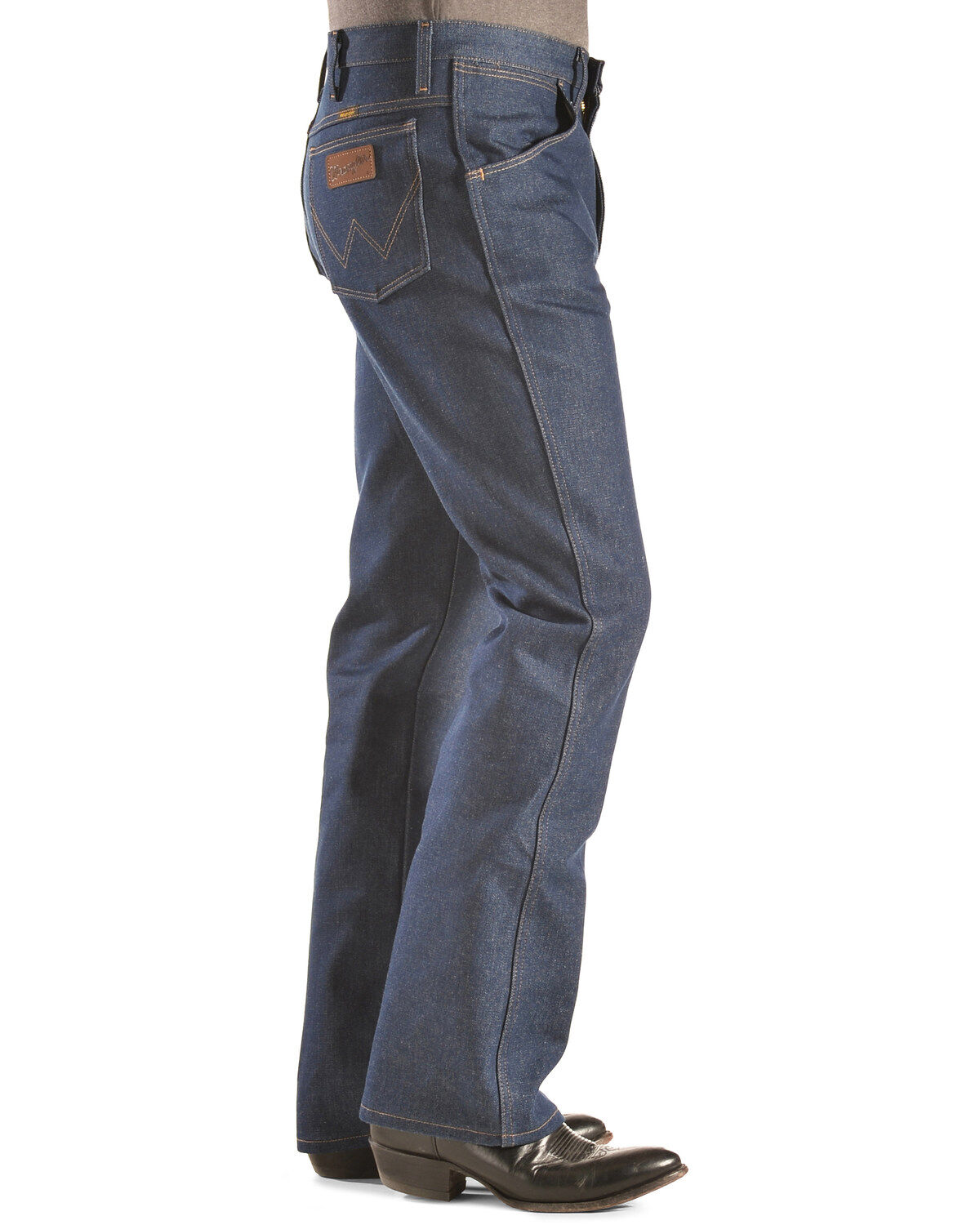 Wrangler Men's Slim Fit Traditional Boot Cut Jeans