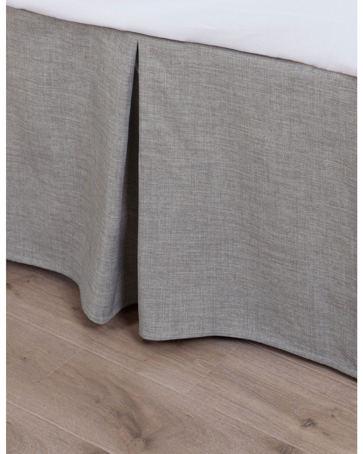 HiEnd Accents Solid Linen Bed Skirt - Queen 1 115363-hiend-accents-solid-linen-bed-skirt-queen-1.jpg