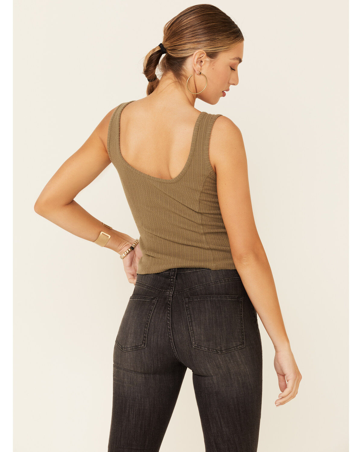 117009-shyanne-women-s-ribbed-suede-placket-button-down-tank-top-1.jpg
