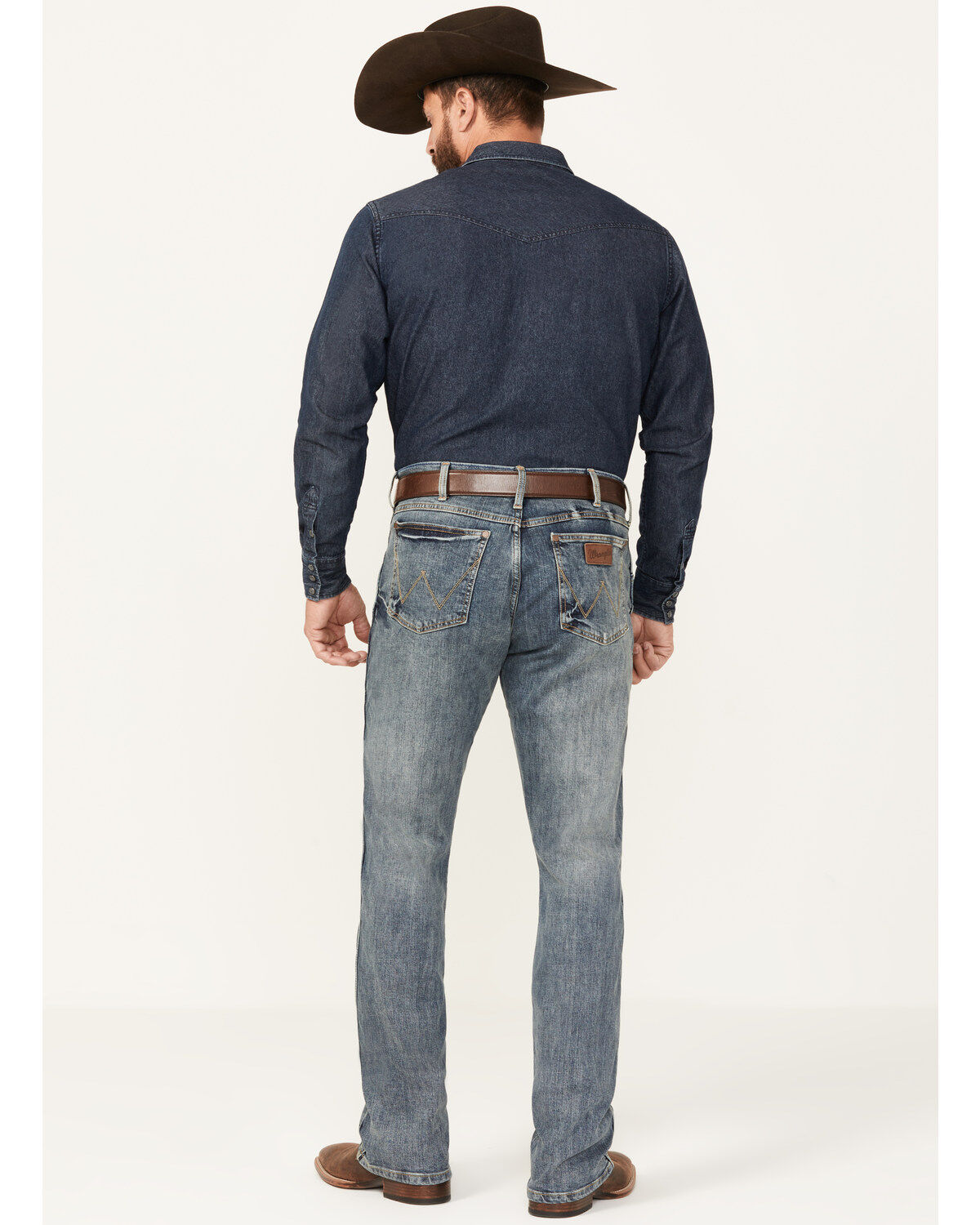124832-wrangler-retro-men-s-slim-fit-bootcut-jeans-1.jpg