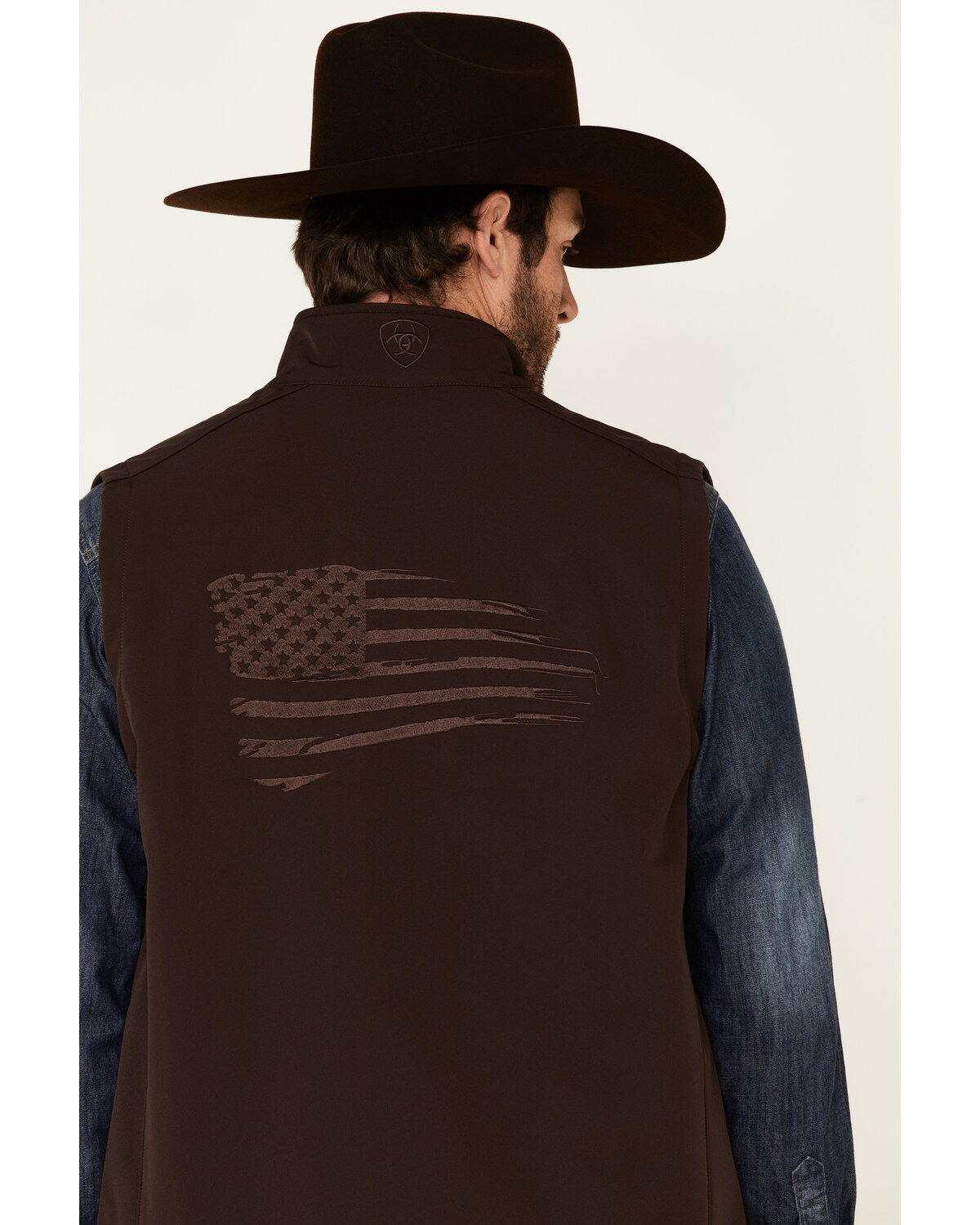 128227-ariat-men-s-coffee-bean-logo-2-0-patriot-zip-front-softshell-vest-1.jpg