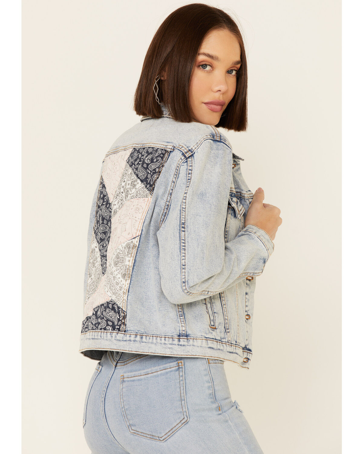 136713-driftwood-women-s-light-wash-patchwork-cropped-button-front-denim-jacket-1.jpg