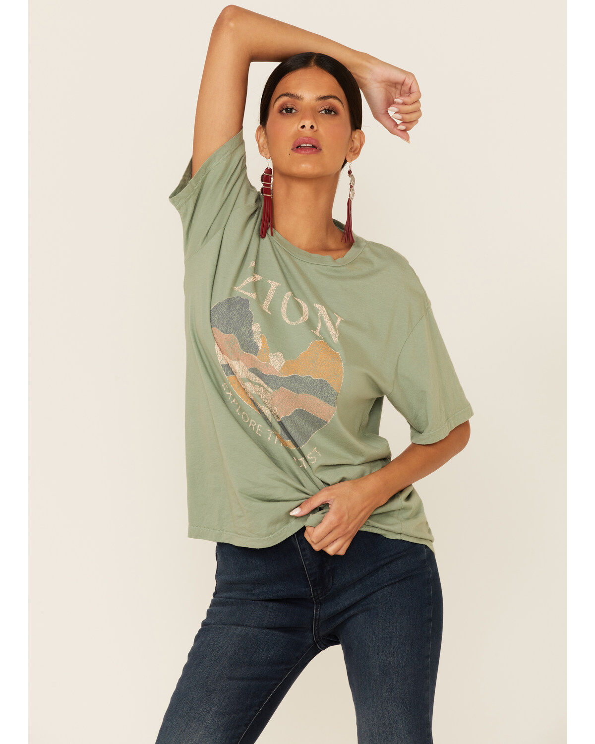 Show Me Your Mumu Women's Sage Zion Travis Graphic Short Sleeve Tee