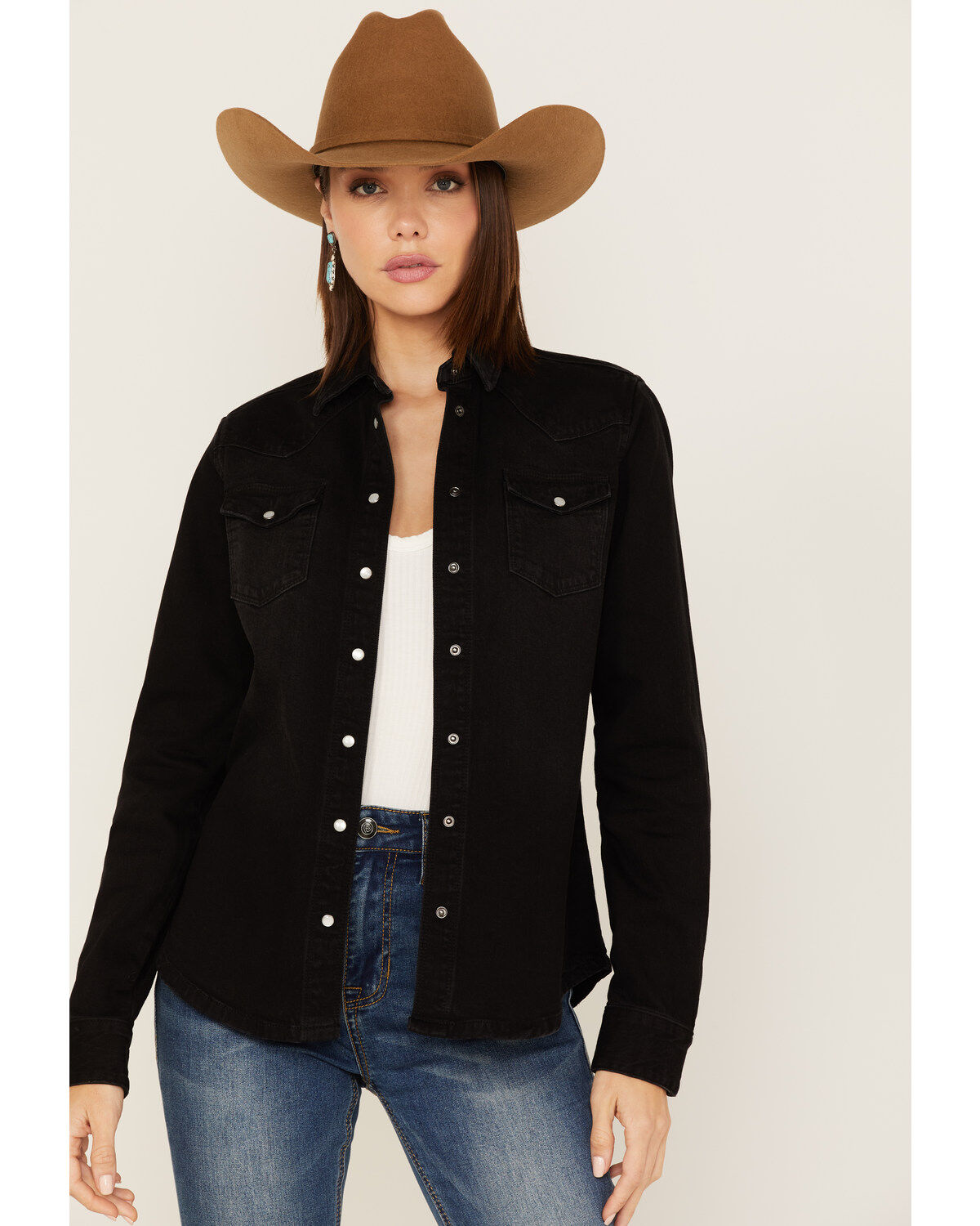 Stetson Women's Desert Scene Embroidered Long Sleeve Pearl Snap Boyfriend Denim Shirt 1 151979-stetson-women-s-desert-scene-embroidered-long-sleeve-pearl-snap-boyfriend-denim-shirt-1.jpg
