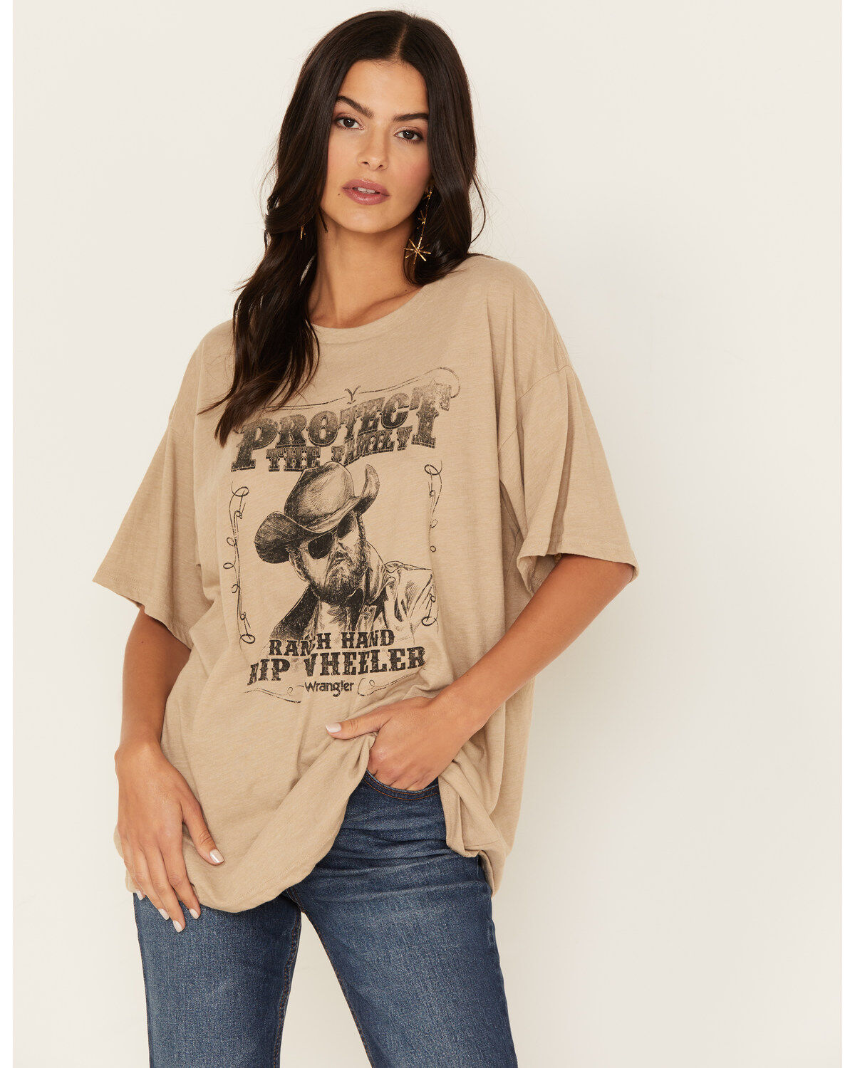 156511-wrangler-women-s-yellowstone-rip-wheeler-ranch-hand-oversized-short-sleeve-graphic-tee-1.jpg