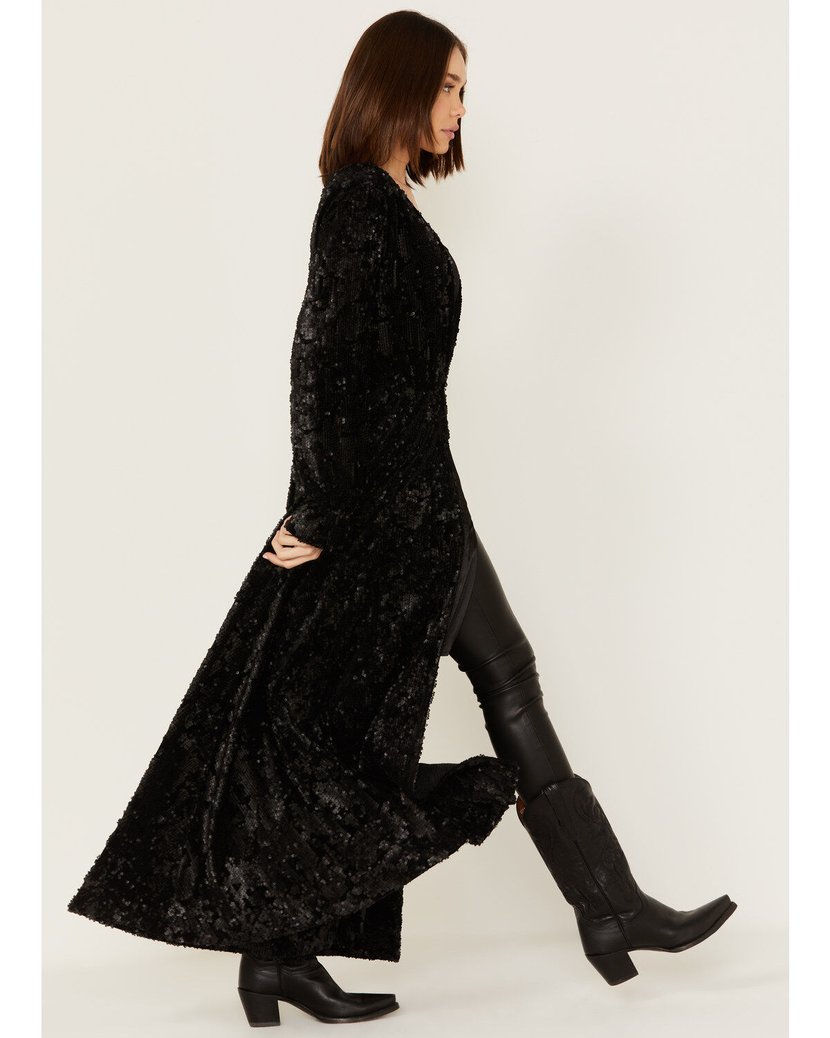 163716-shyanne-women-s-velvet-sequin-duster-1.jpg