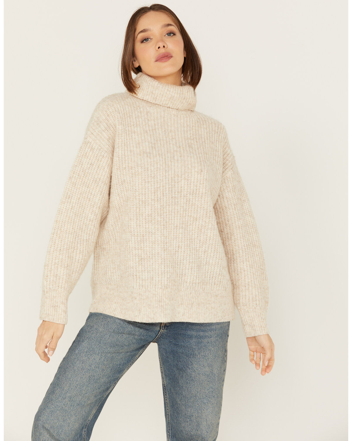 Cleo + Wolf Women's Oversized Turtleneck Sweater