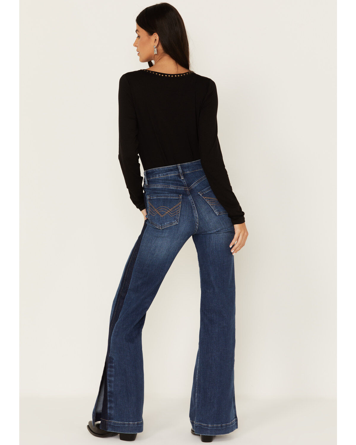 169274-idyllwind-women-s-gwynn-high-risin-trouser-flare-jeans-1.jpg