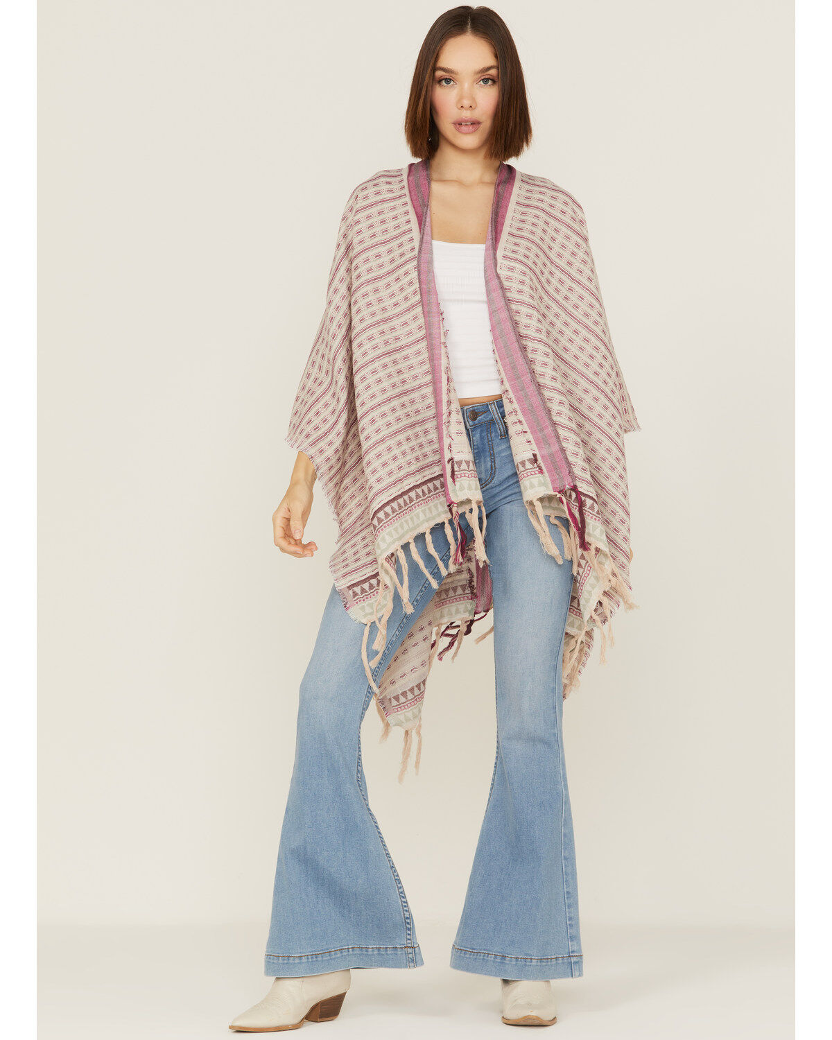171386-shyanne-women-s-geo-print-fringe-tassel-shawl-1.jpg