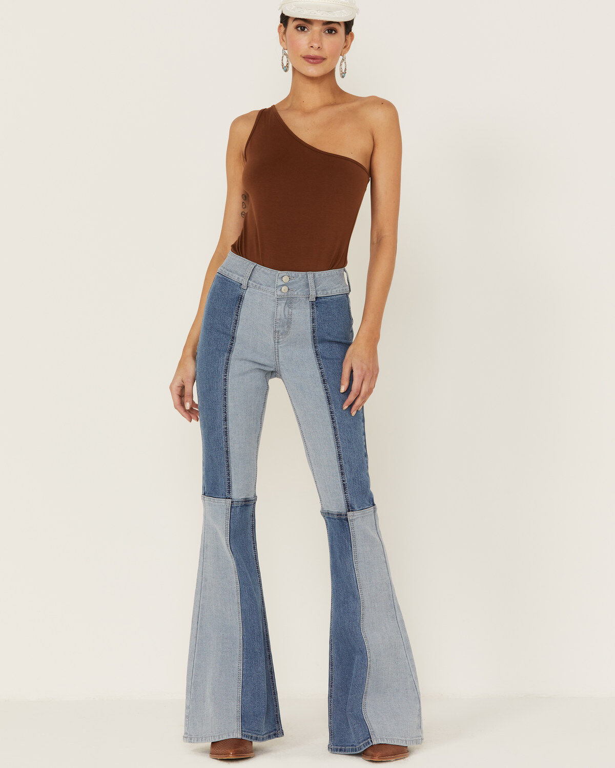 172895-shyanne-women-s-mid-rise-color-blocked-flare-jeans-1.jpg
