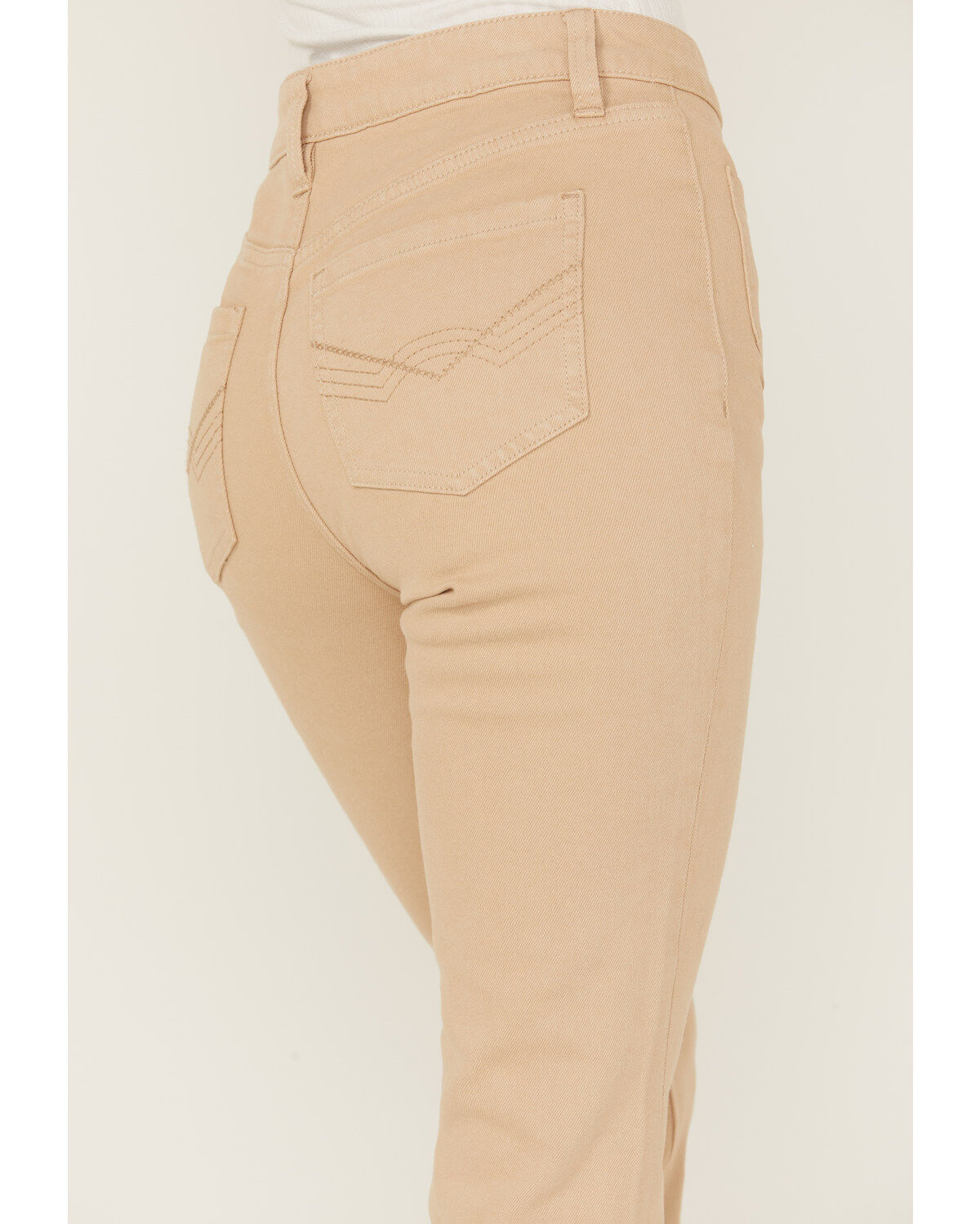 173571-idyllwind-women-s-high-risin-irish-cream-wash-stretch-front-patch-pocket-flare-jeans-1.jpg