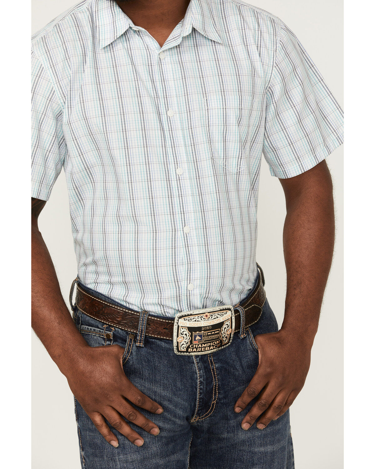 174501-gibson-men-s-big-sky-plaid-short-sleeve-button-down-western-shirt-1.jpg