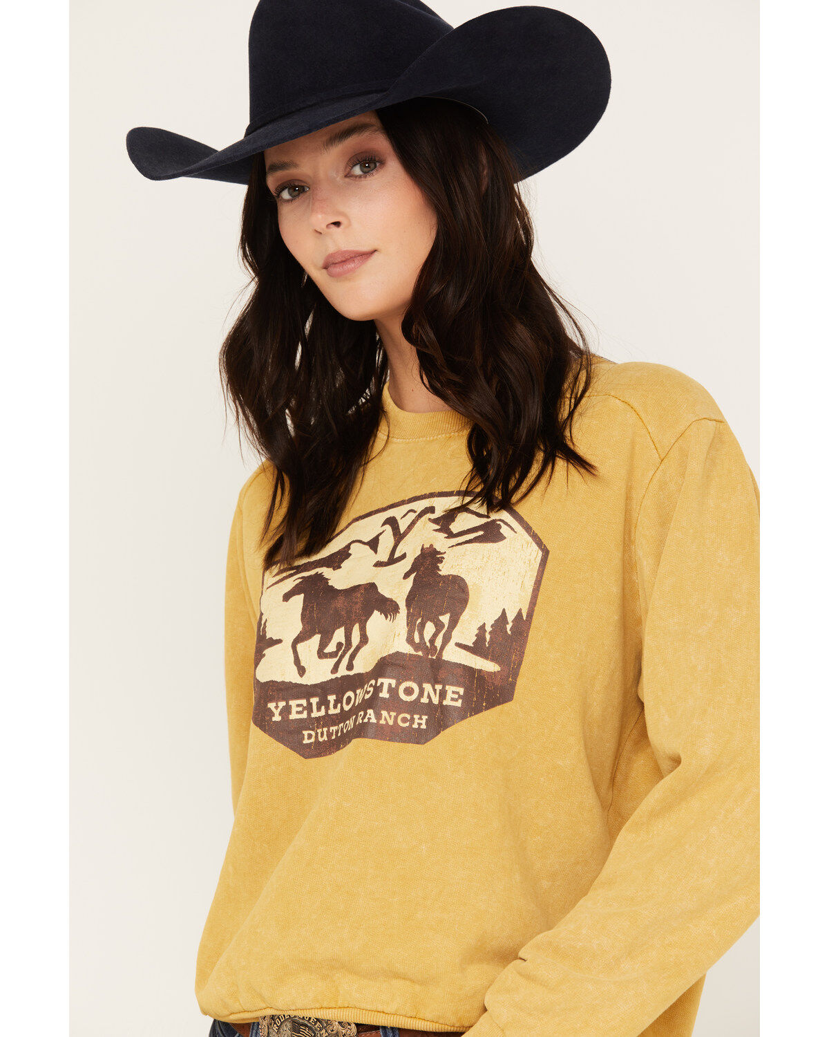 174512-paramount-network-s-yellowstone-women-s-dutton-ranch-long-sleeve-raglan-tee-1.jpg