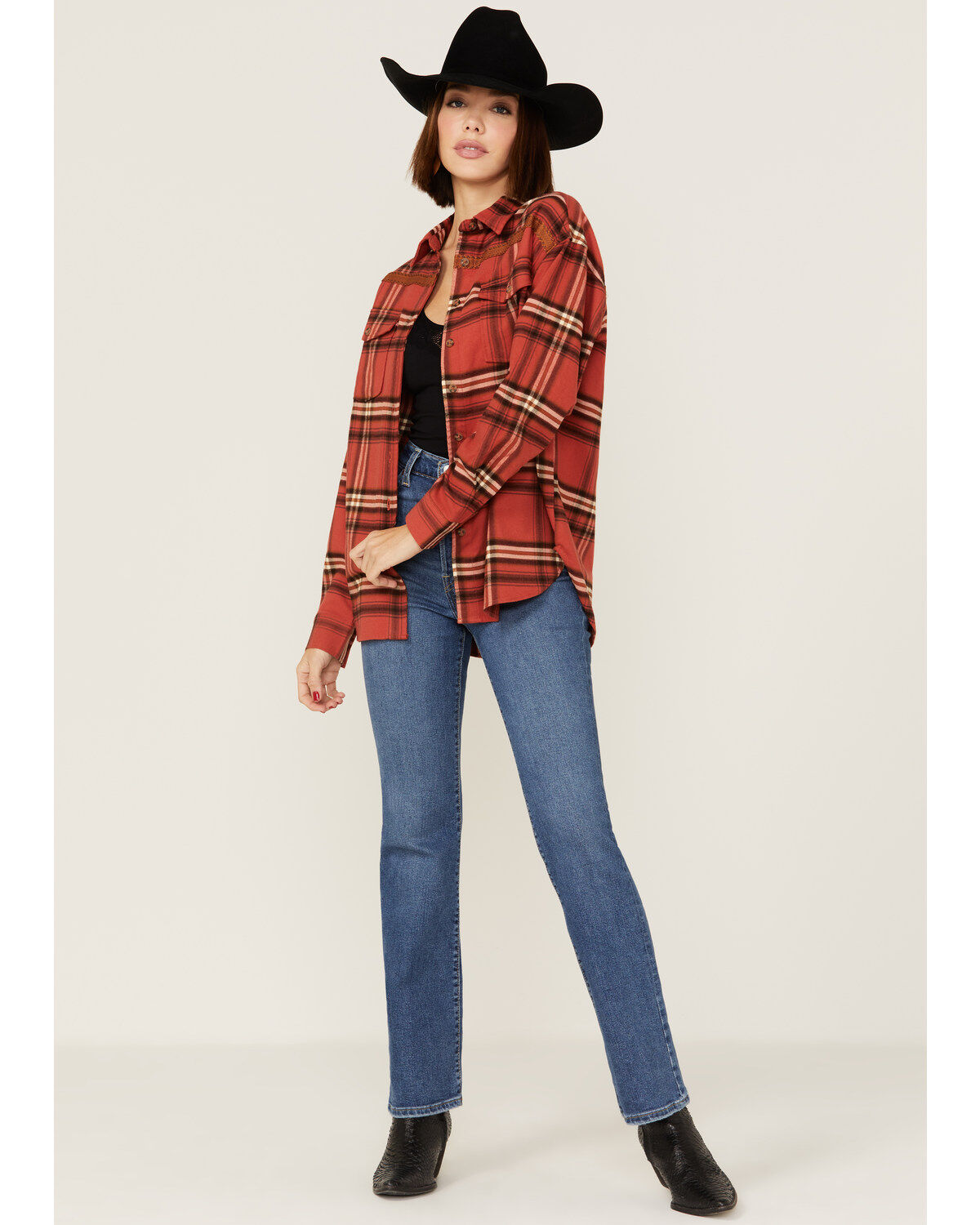 175491-cleo-wolf-women-s-cozy-spring-flannel-1.jpg