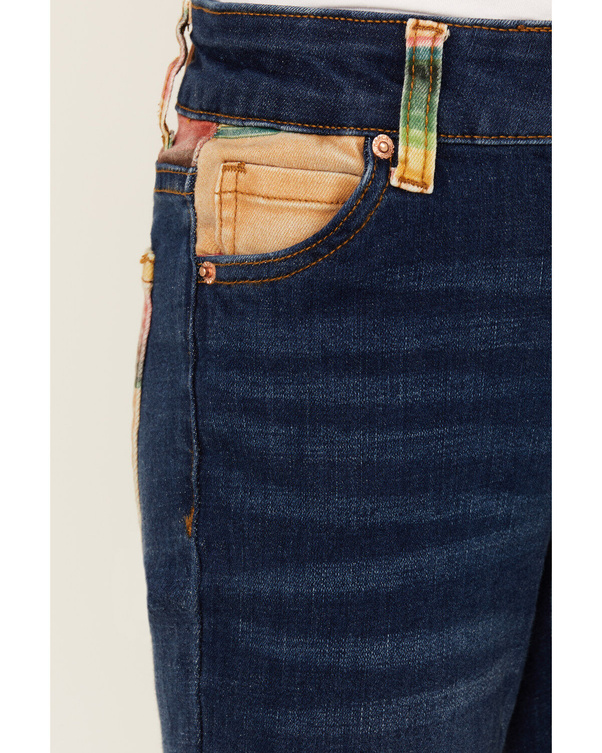 179704-ranch-dress-n-girls-medium-wash-serape-pocket-stretch-regular-bootcut-jeans-1.jpg