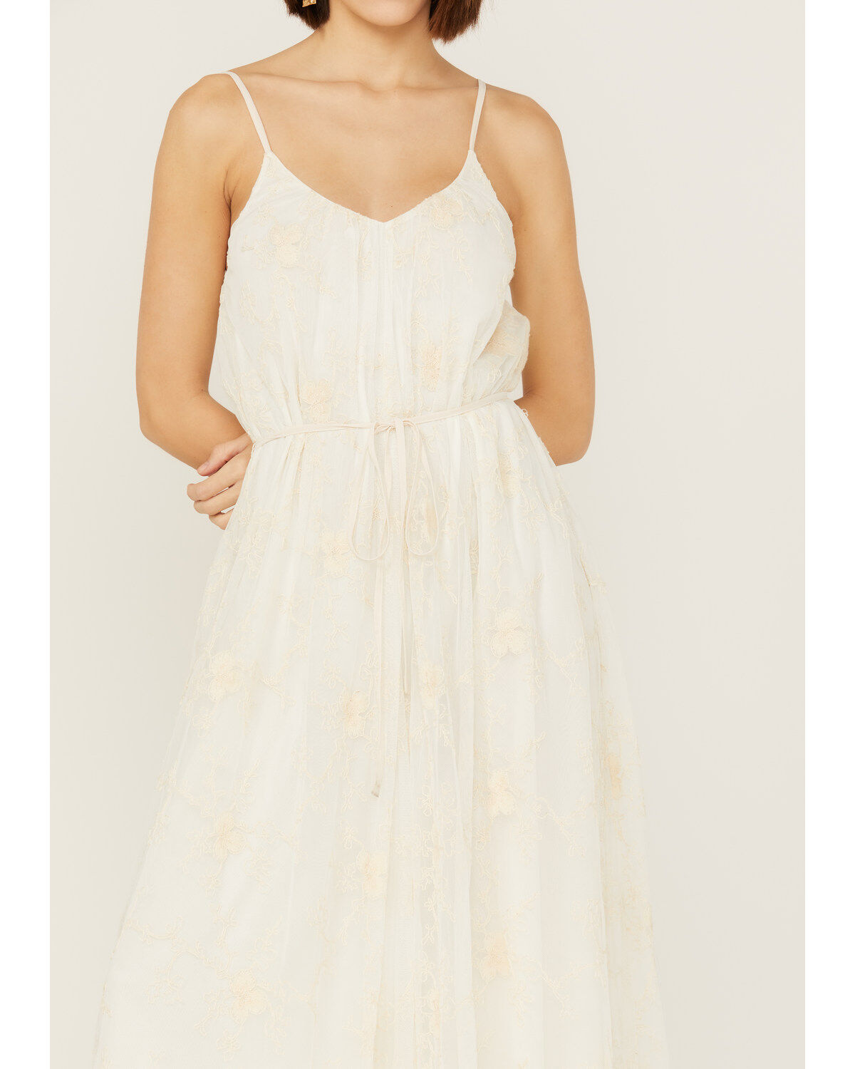 203707-wishlist-women-s-sleeveless-lace-maxi-dress-1.jpg