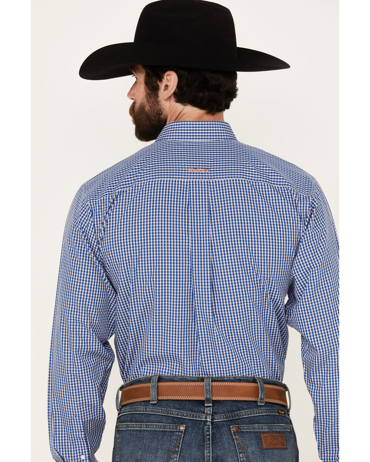 204679-ariat-men-s-wrinkle-free-finlay-plaid-print-fitted-long-sleeve-button-down-western-shirt-1.jpg