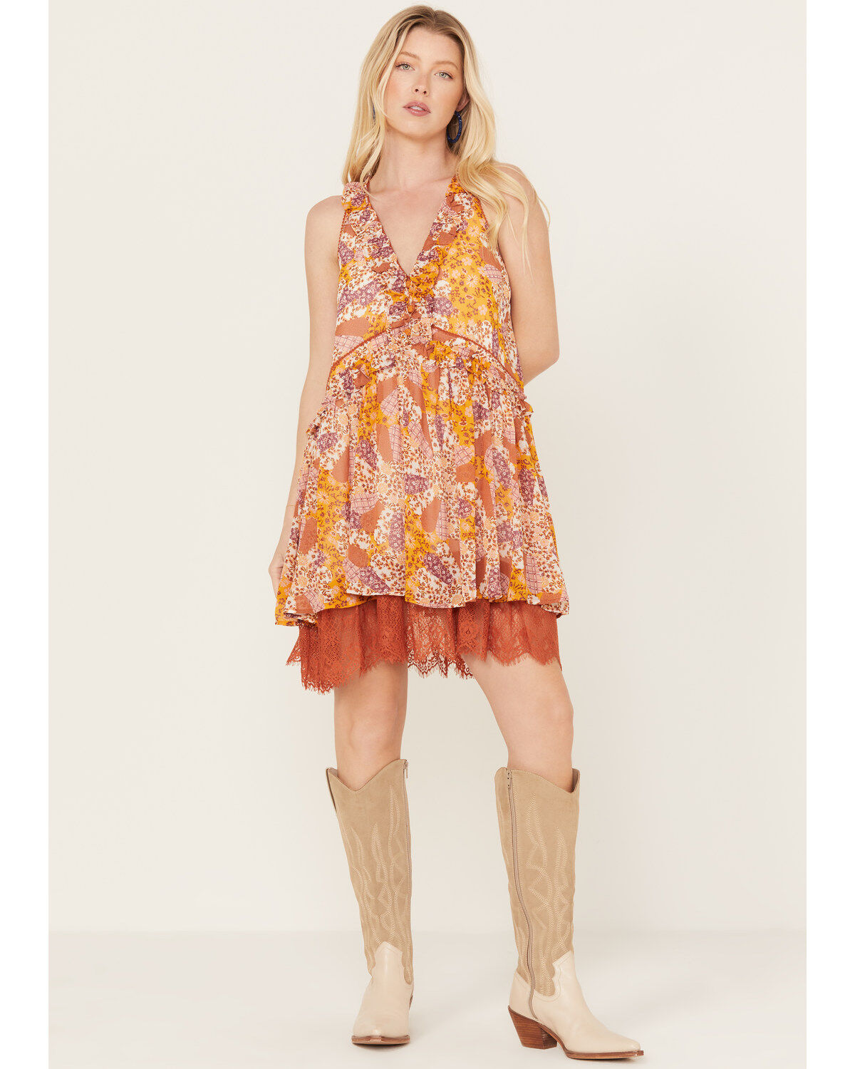 Miss Me Women's Floral Print Lace Sleeveless Mini Dress