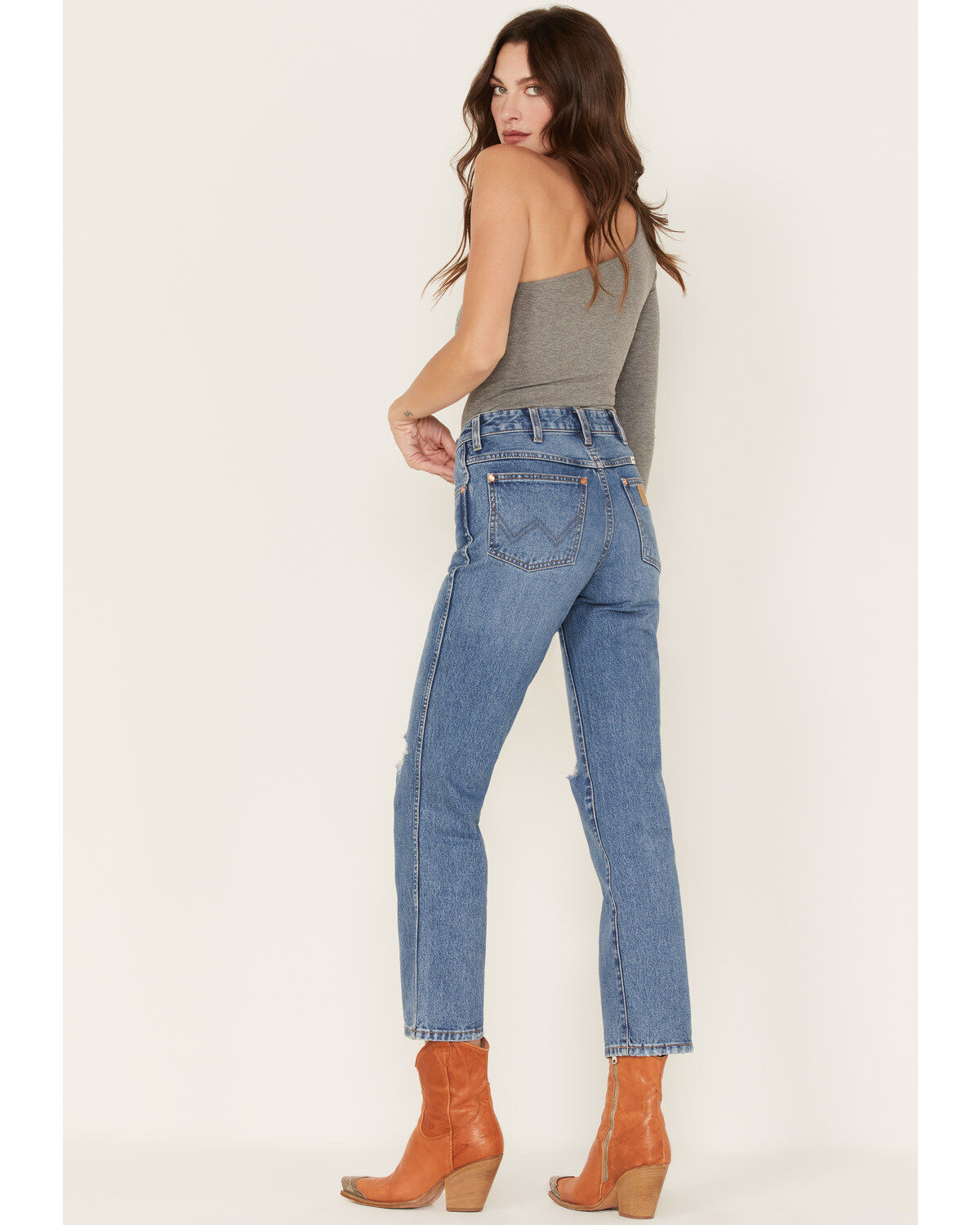 215240-wrangler-women-s-wild-west-603-light-wash-patty-high-rise-distressed-cropped-straight-jeans-1.jpg