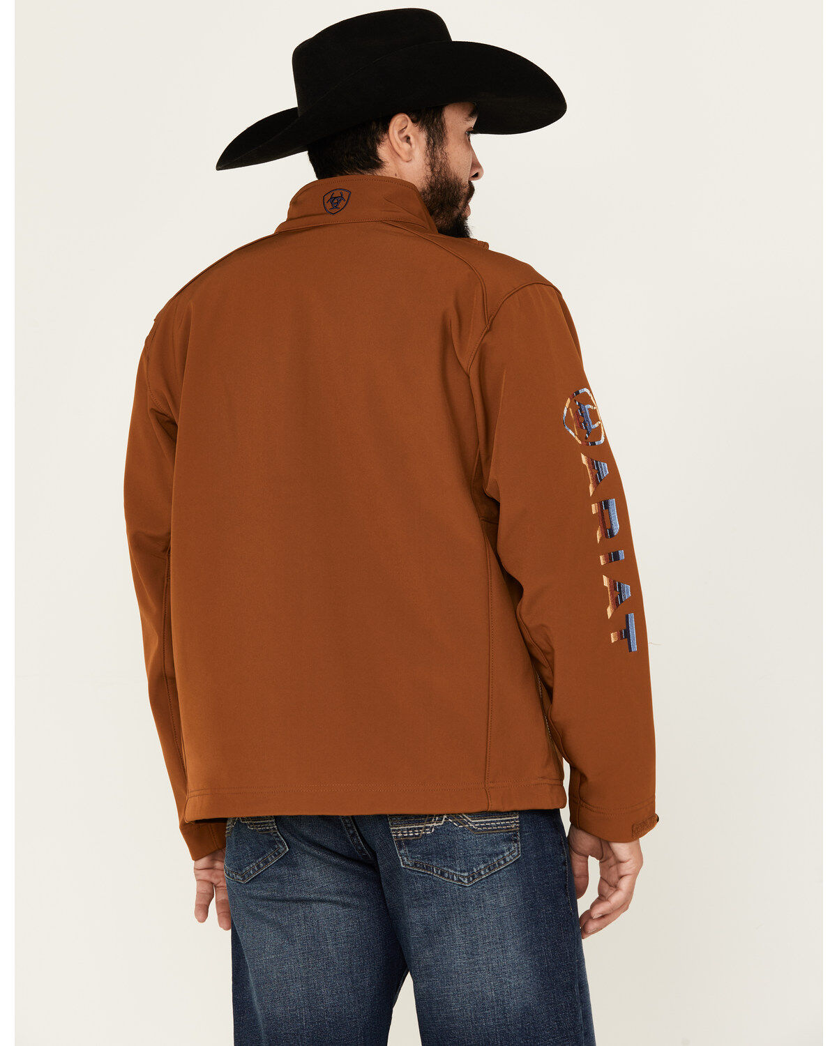 216947-ariat-men-s-logo-2-0-softshell-jacket-1.jpg