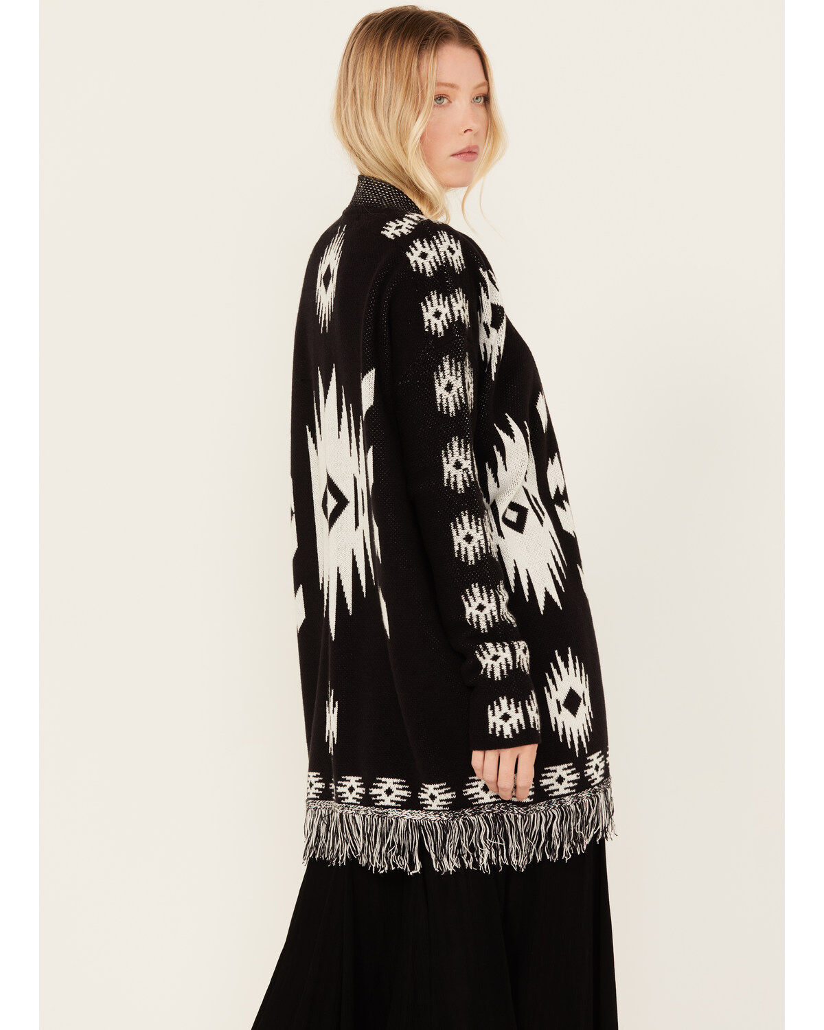 221876-idyllwind-women-s-mamie-southwestern-print-cardigan-1.jpg
