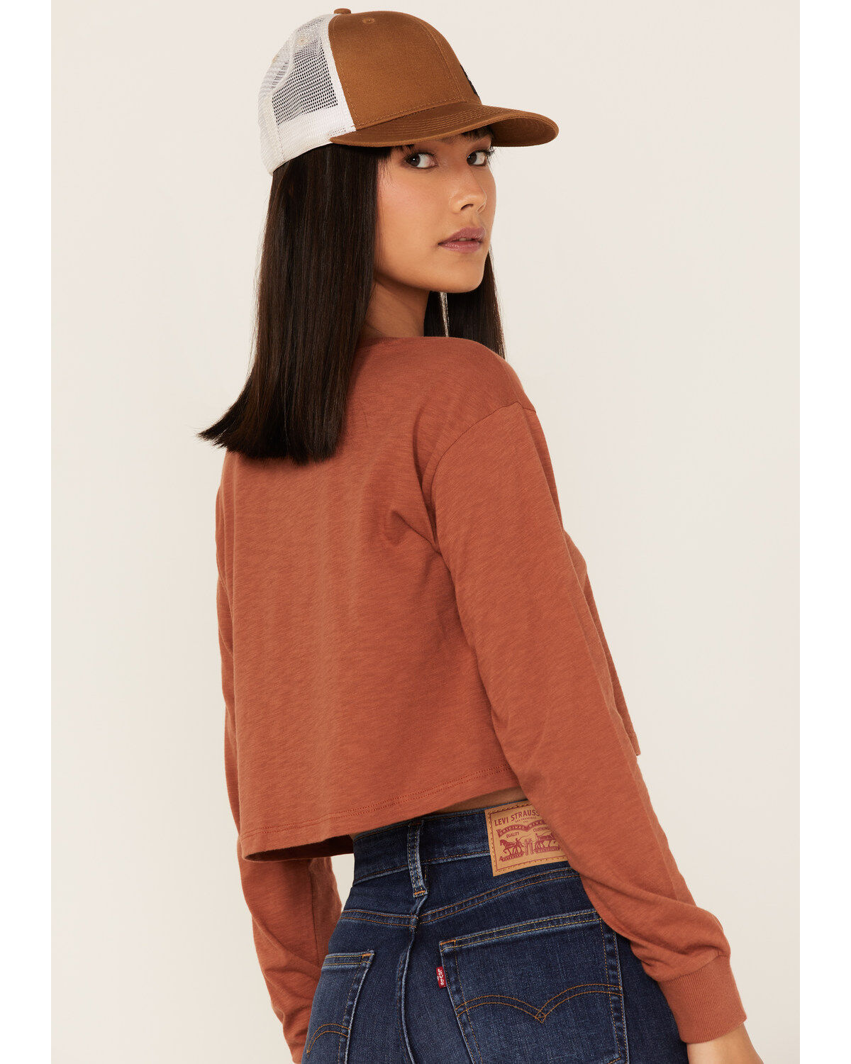 221978-shyanne-women-s-eagle-graphic-cropped-sweatshirt-1.jpg