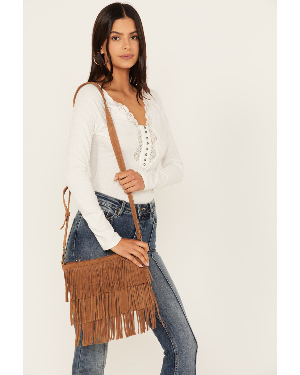 222984-idyllwind-women-s-darlington-court-suede-crossbody-bag-1.jpg