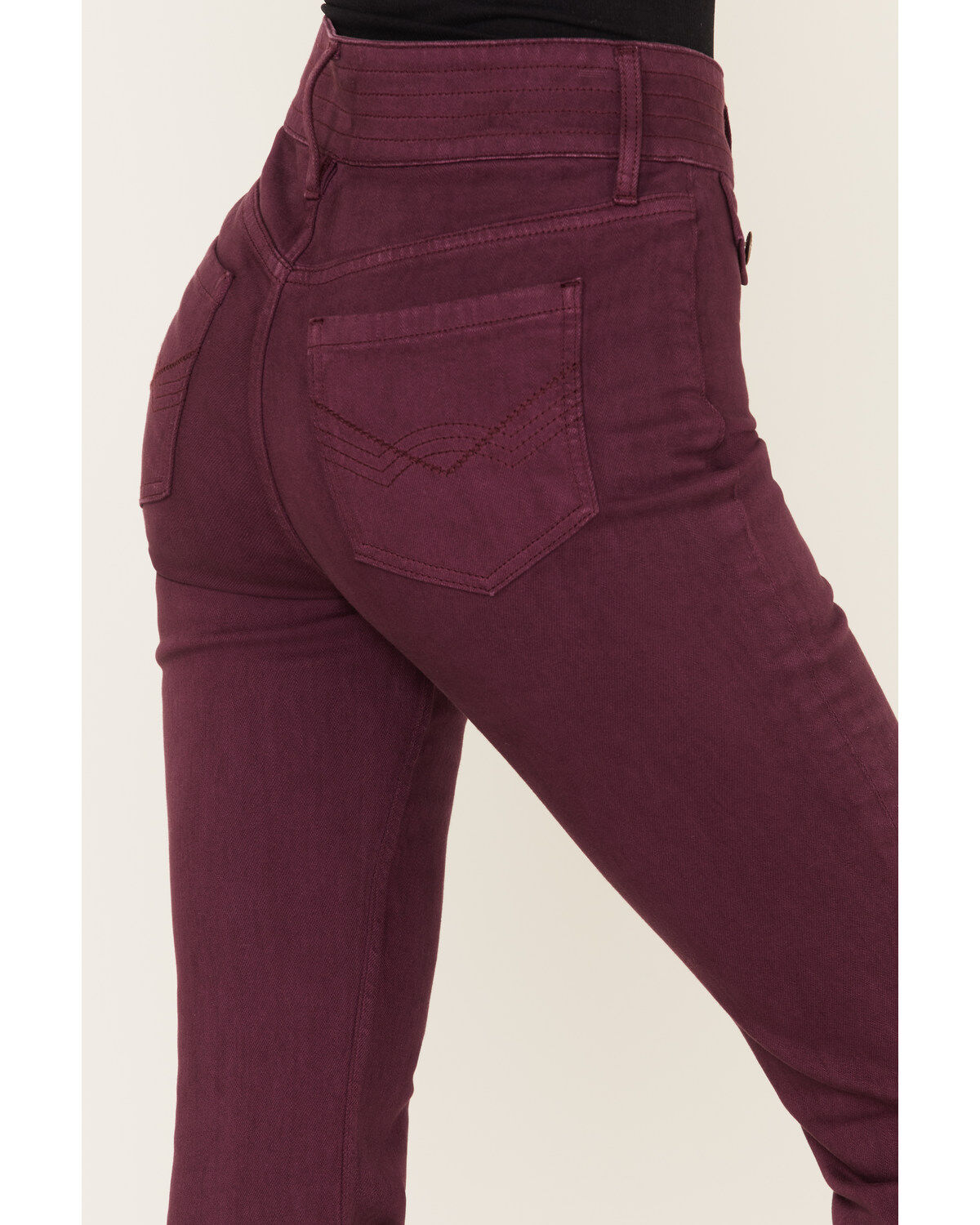 224366-idyllwind-women-s-high-rise-flap-pocket-outlaw-flare-jeans-1.jpg