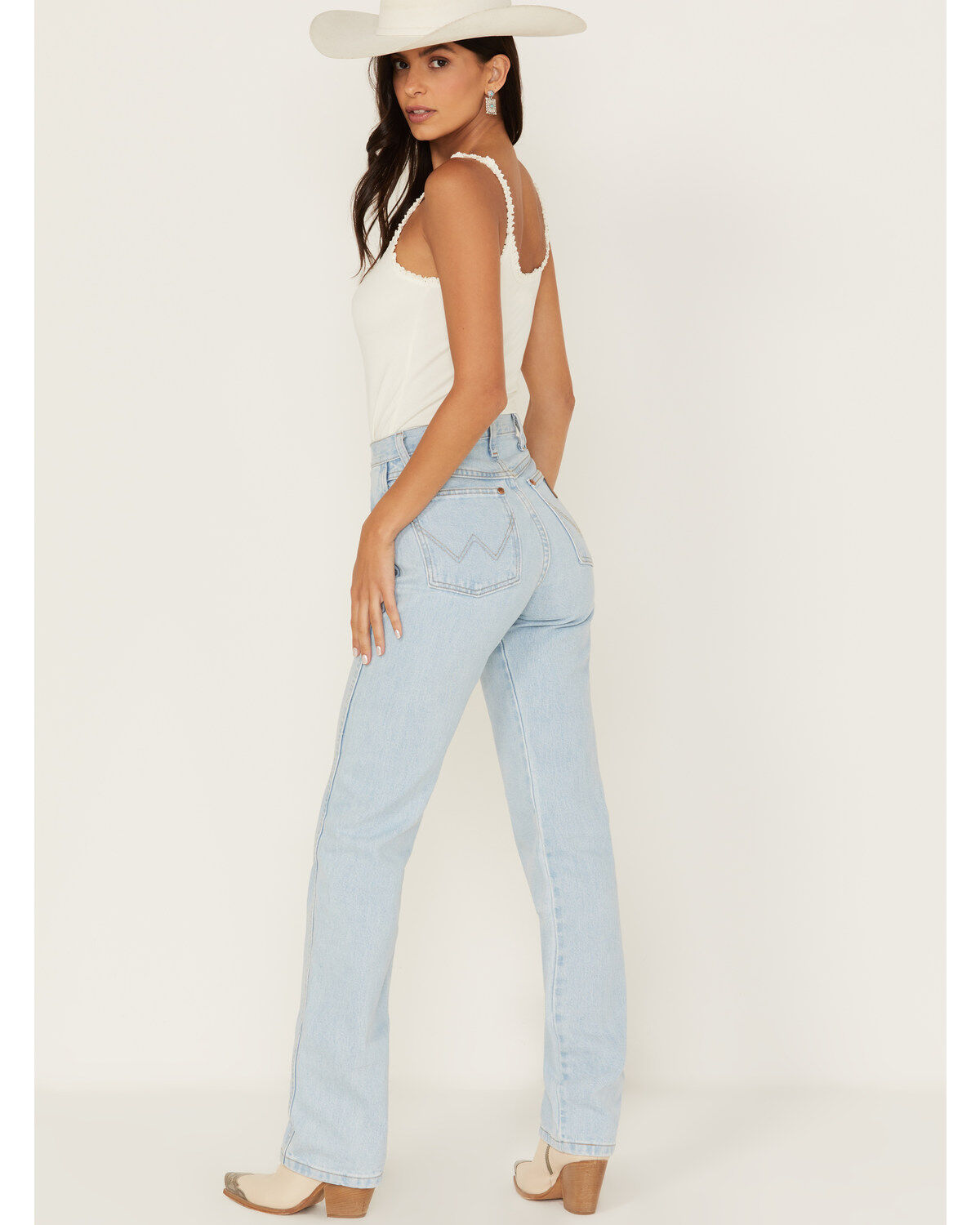234526-wrangler-women-s-light-wash-slim-fit-cowboy-cut-jeans-1.jpg