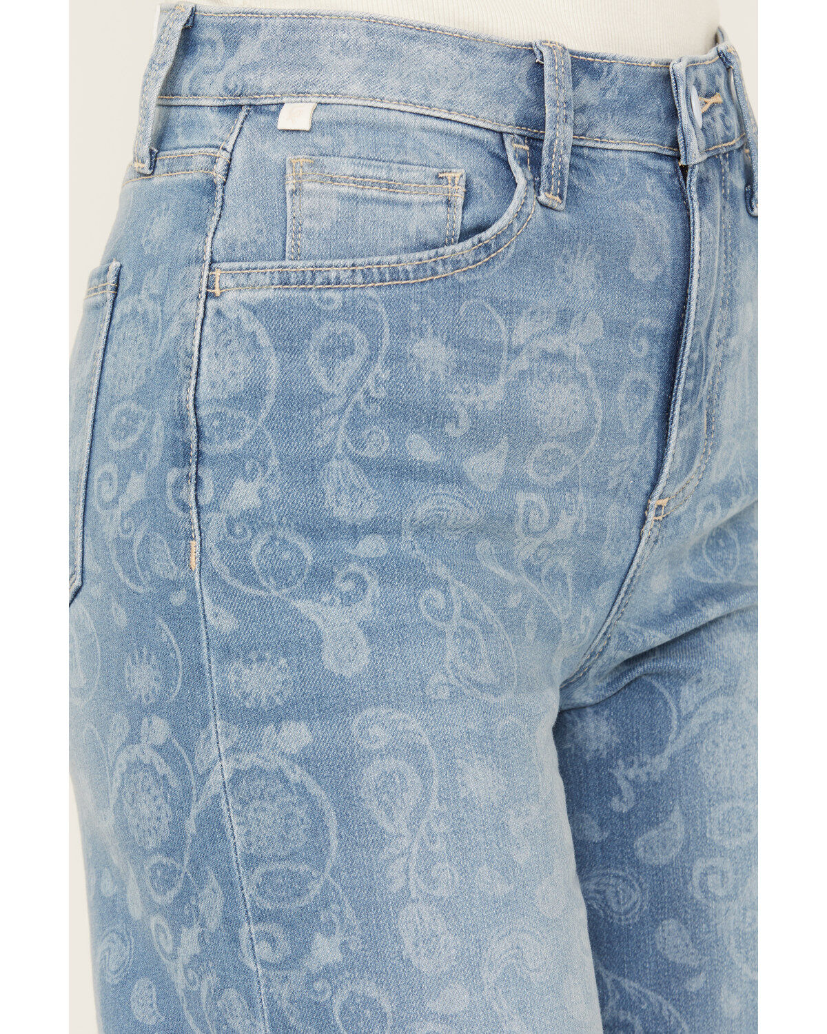 235902-ceros-women-s-medium-wash-high-rise-paisley-printed-wide-leg-straight-stretch-jeans-1.jpg