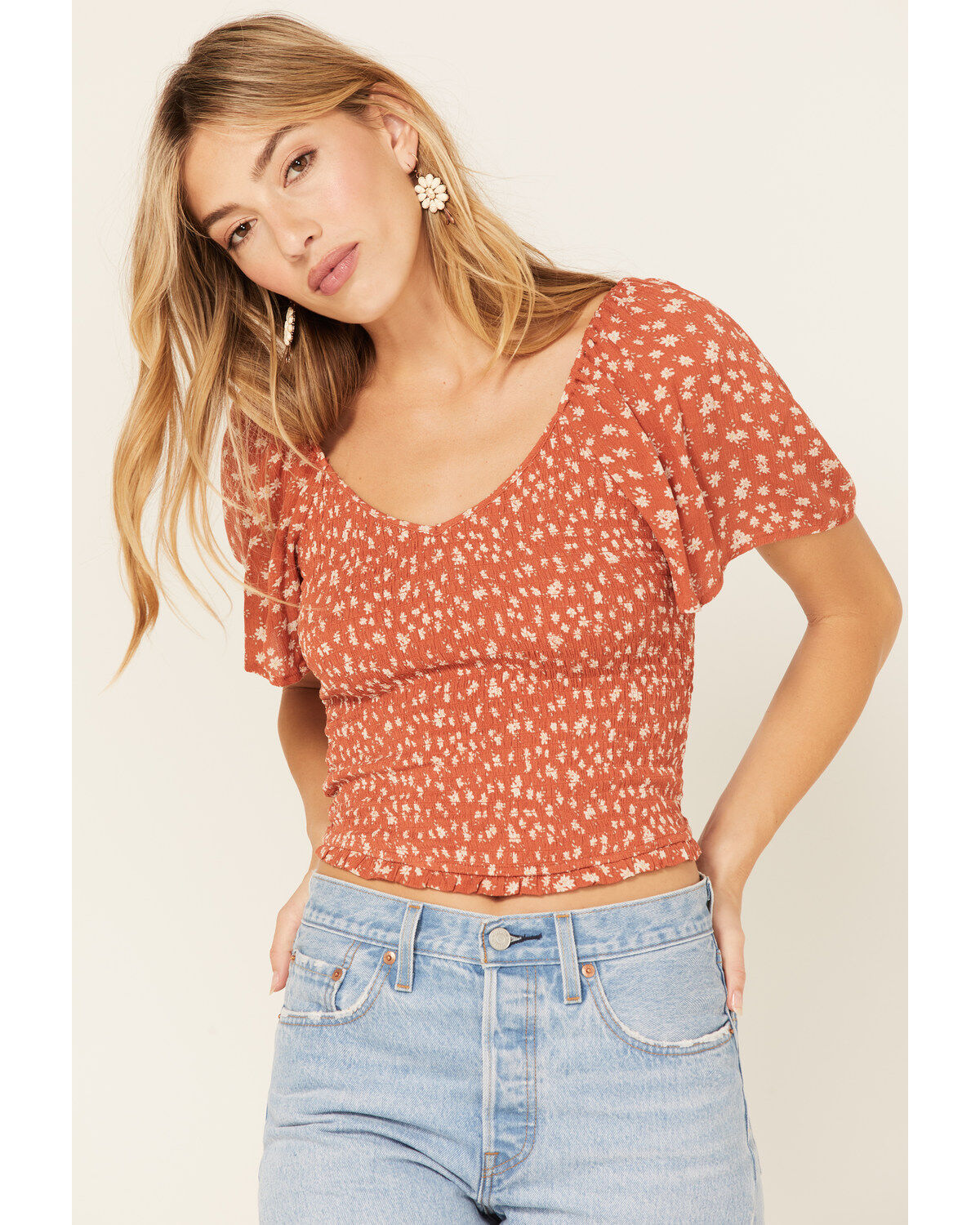 236935-beyond-the-radar-women-s-floral-print-smocked-top-1.jpg