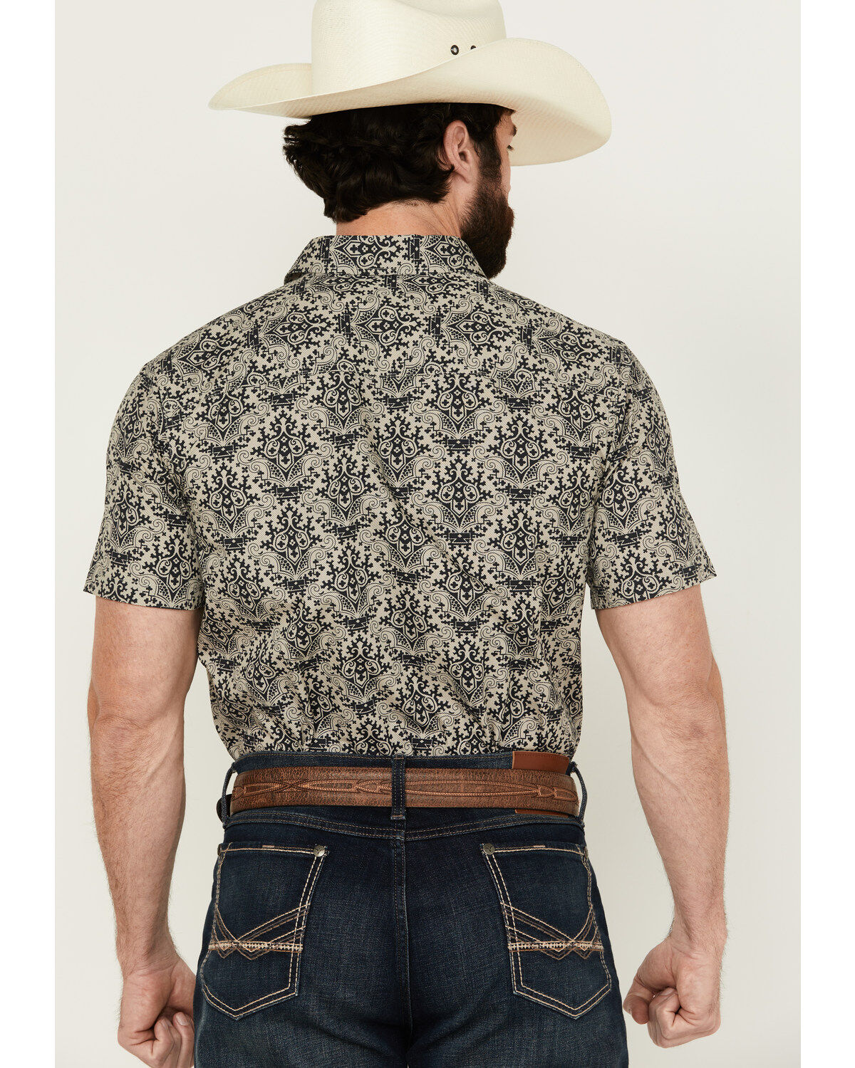 240635-gibson-men-s-queen-of-spades-medallion-print-short-sleeve-button-down-western-shirt-1.jpg