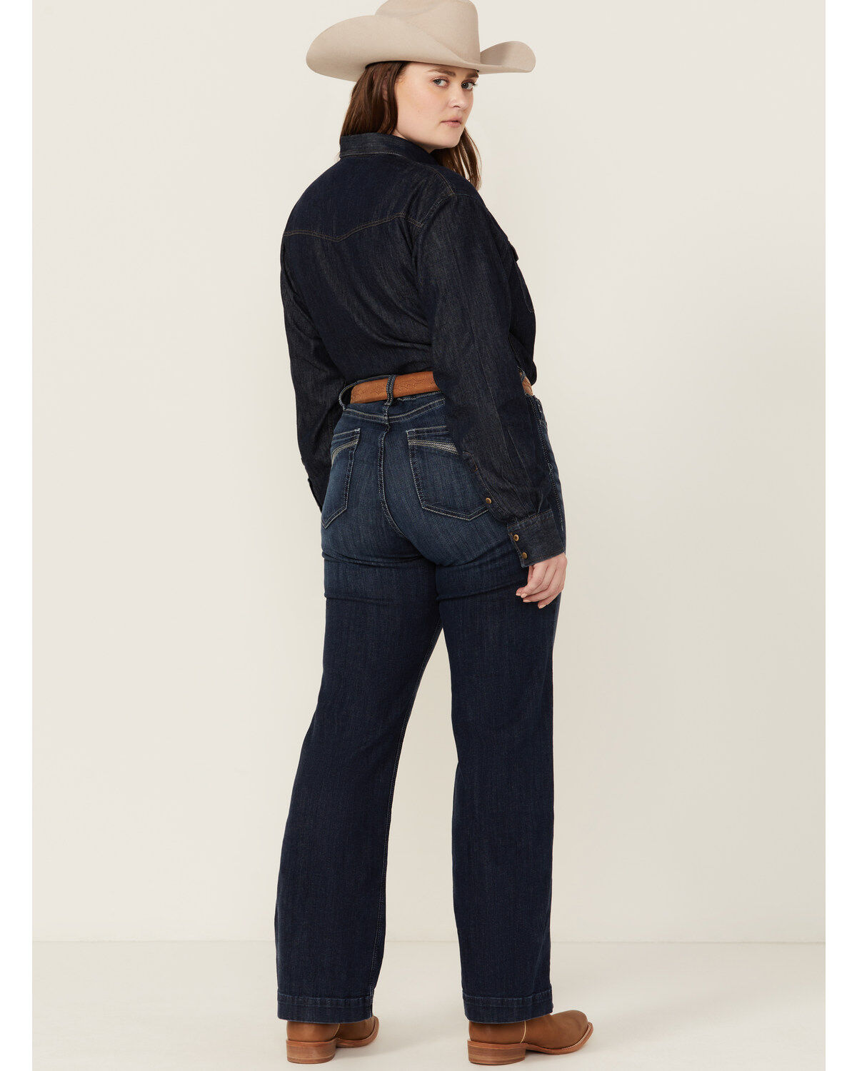 255149-ariat-women-s-dark-wash-mid-rise-angela-trouser-jeans-plus-1.jpg