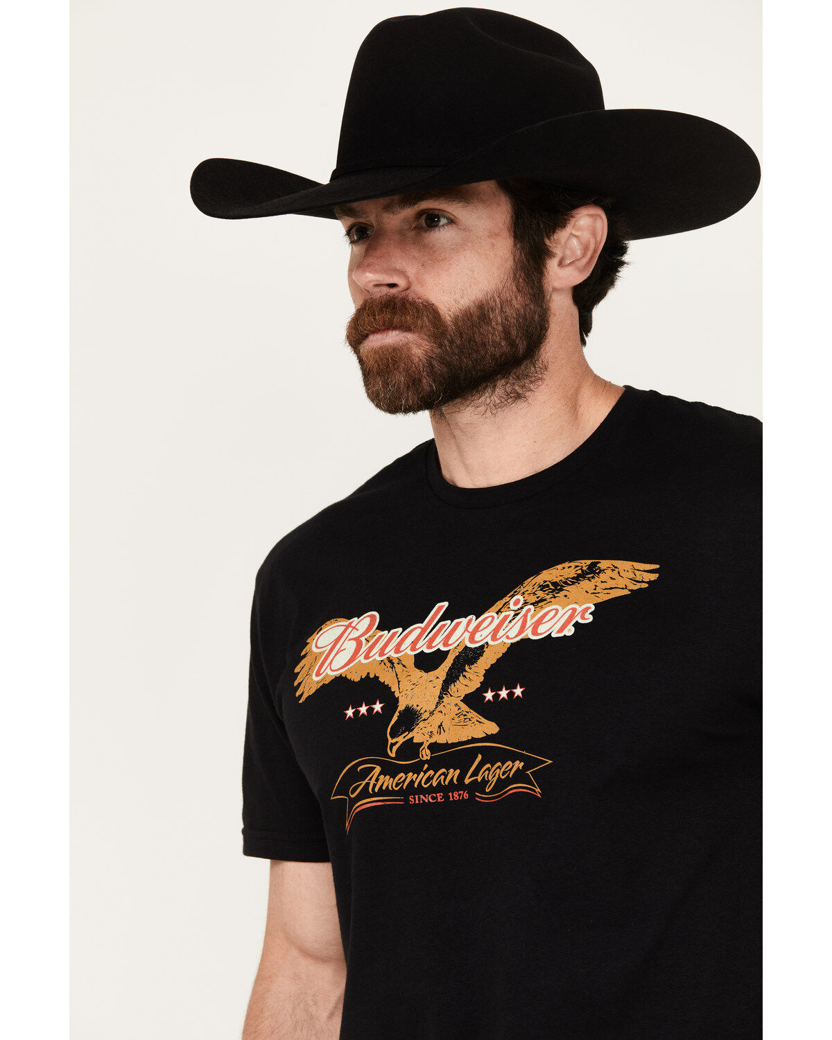 258422-brew-city-beer-gear-men-s-budweiser-logo-short-sleeve-graphic-t-shirt-1.jpg
