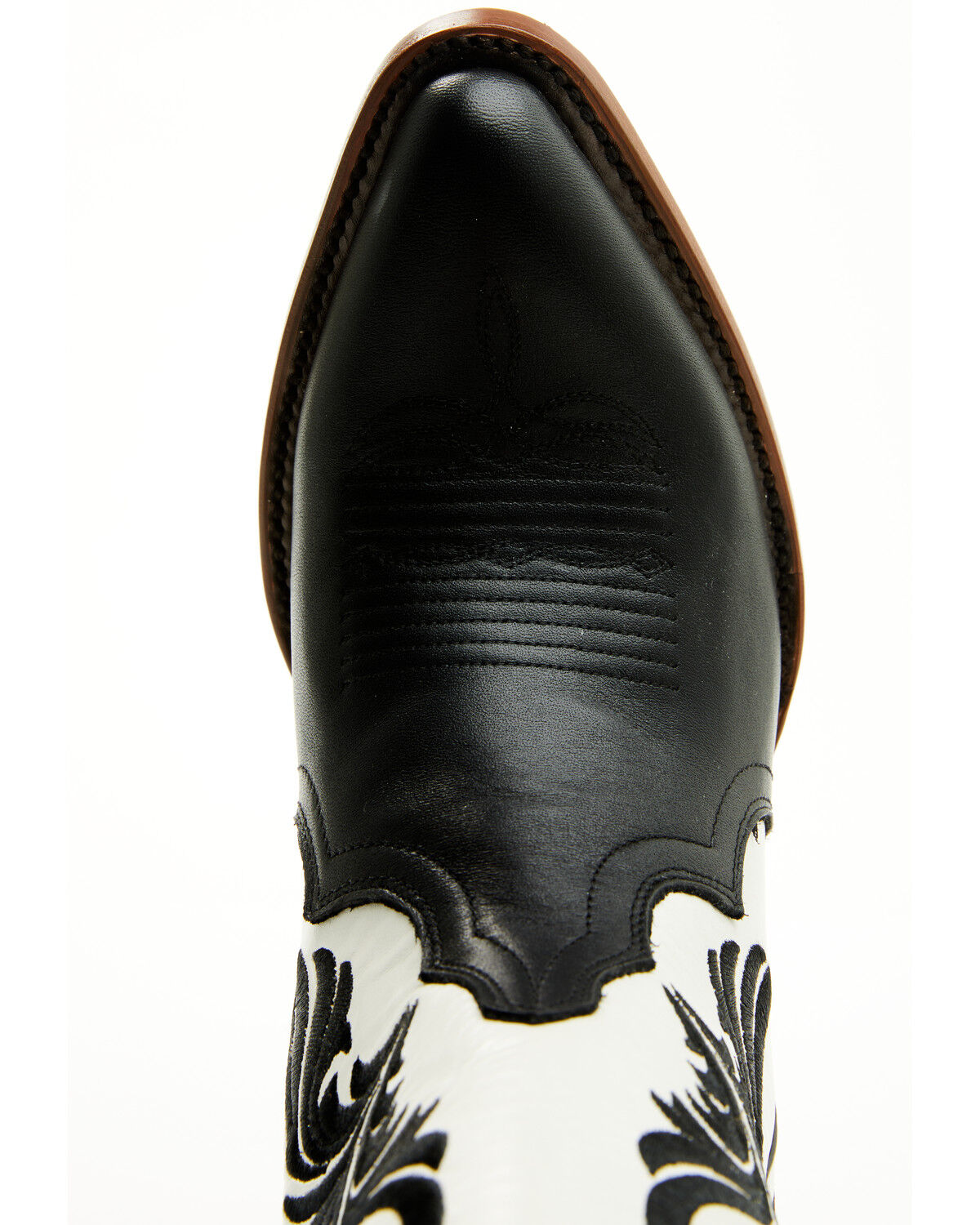 274901-ariat-women-s-antonia-western-boots-round-toe-1.jpg