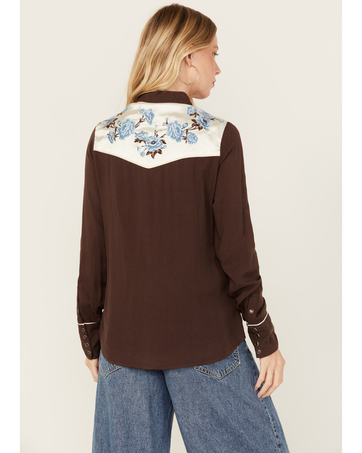 283532-stetson-women-s-embroidered-yoke-long-sleeve-snap-western-shirt-1.jpg