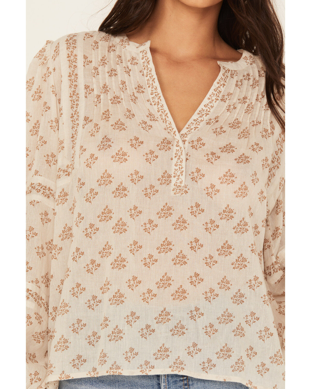 283558-bila-women-s-valley-spring-top-1.jpg