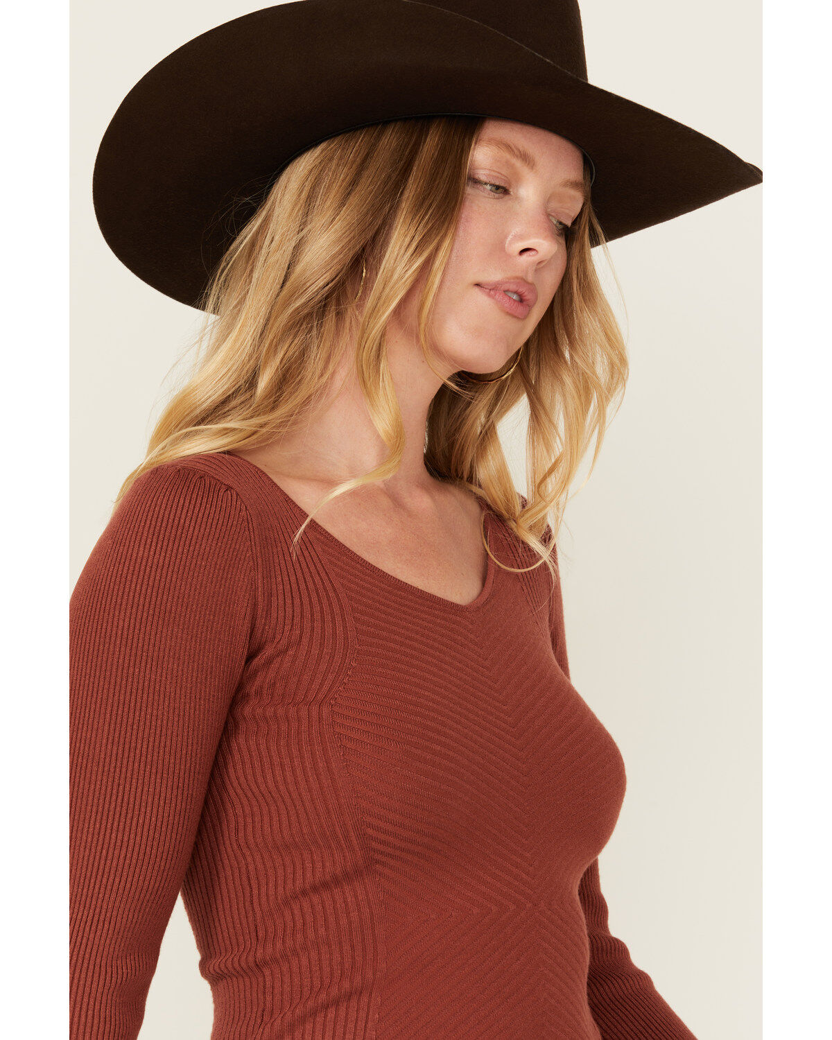 288839-shyanne-women-s-ribbed-long-sleeve-sweater-1.jpg