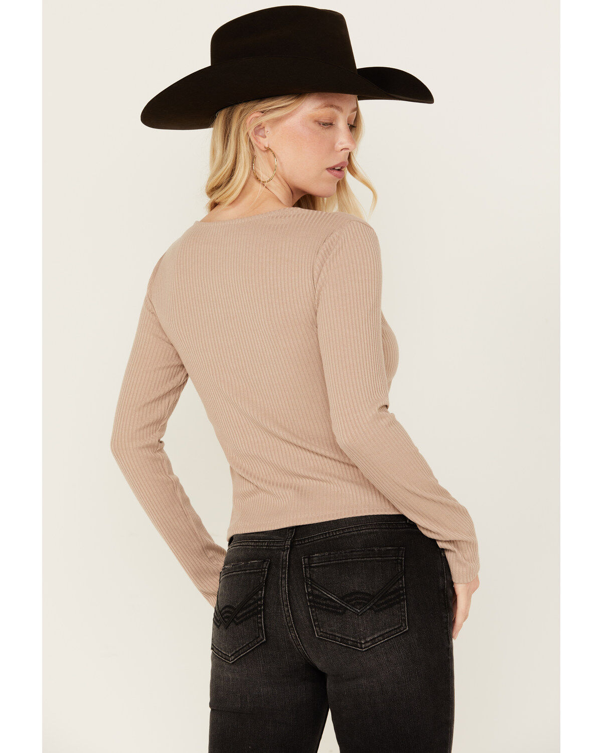 290992-miss-me-women-s-boot-barn-exclusive-solid-long-sleeve-knit-top-1.jpg
