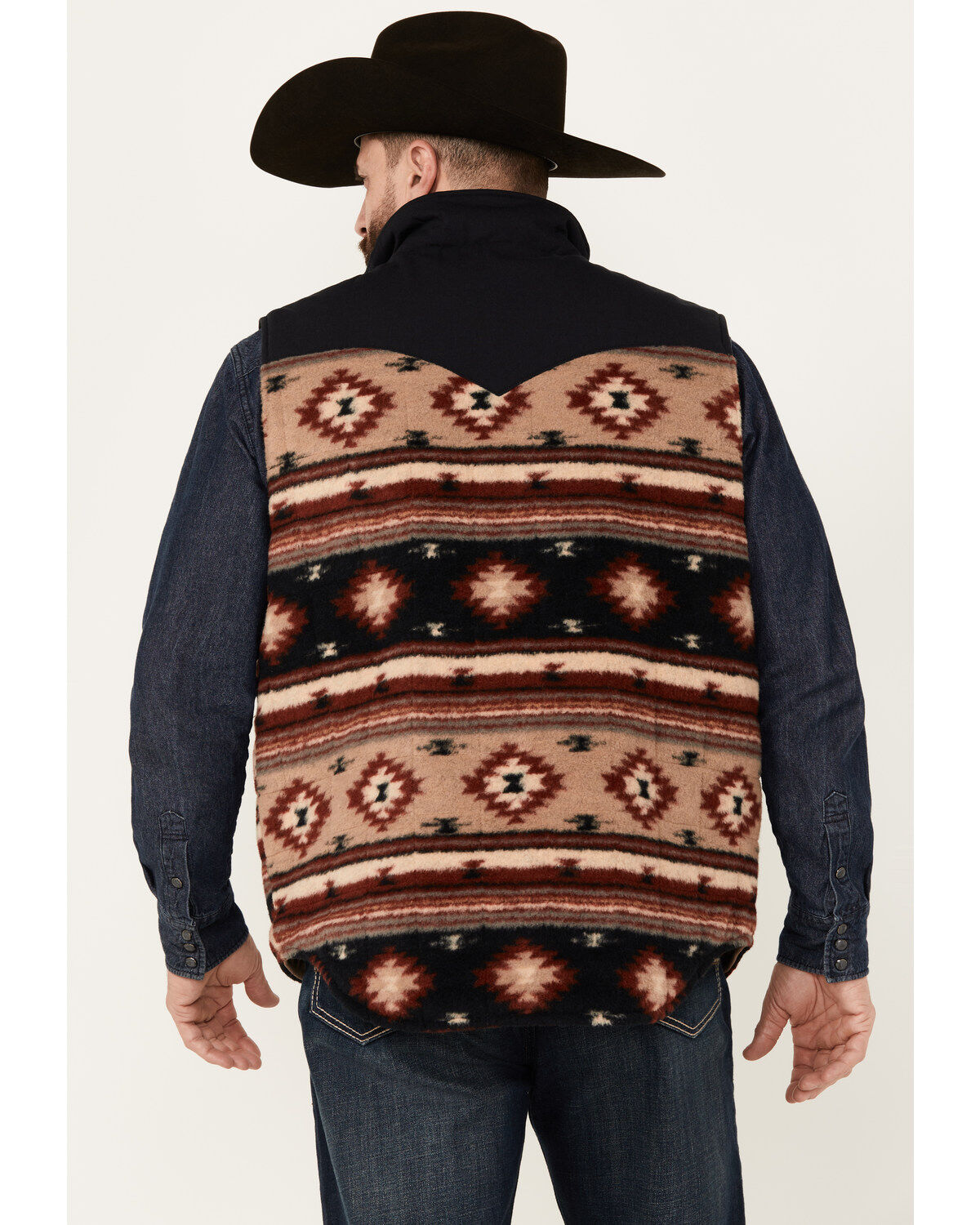 291956-cinch-men-s-reversible-southwestern-print-quilted-vest-1.jpg