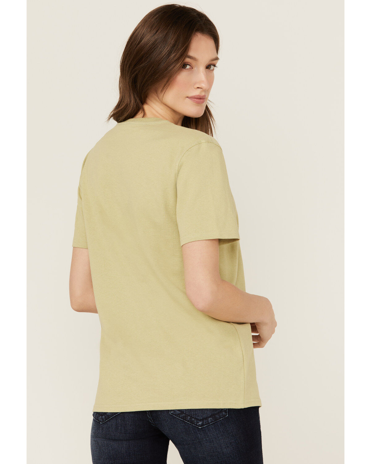 293895-carhartt-women-s-loose-fit-heavyweight-short-sleeve-pocket-tee-1.jpg