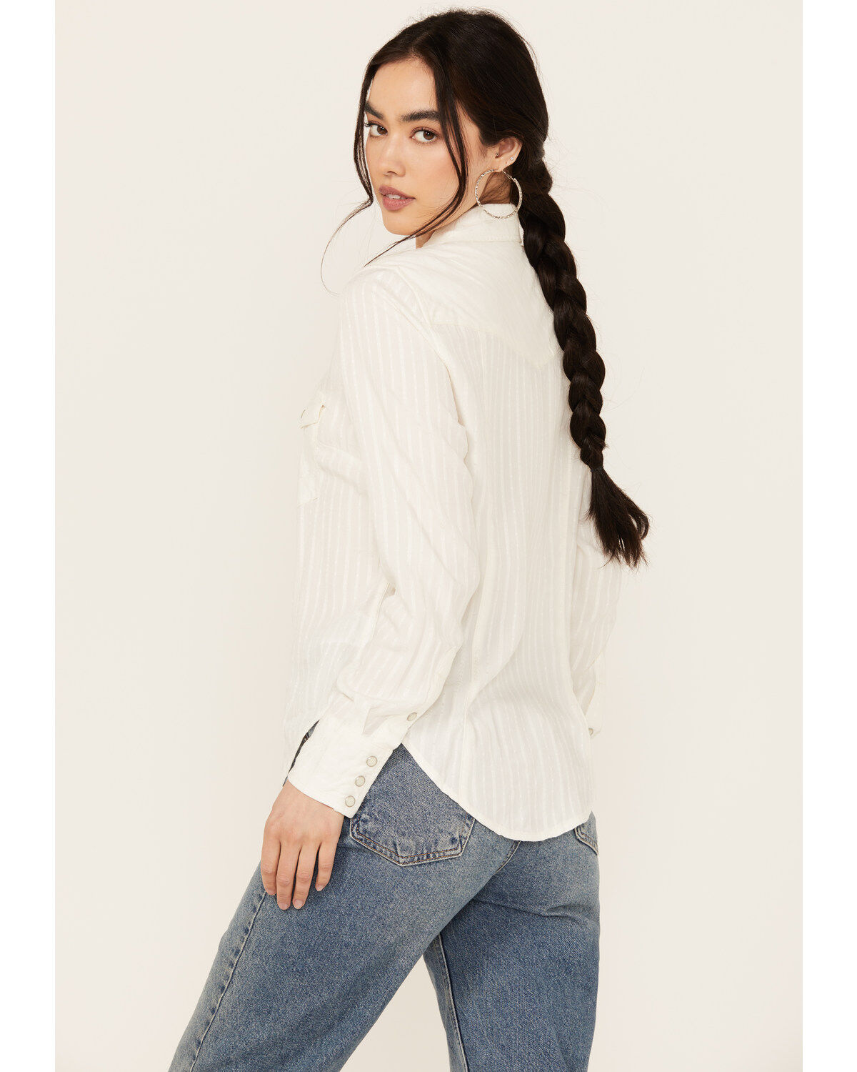 294293-wrangler-women-s-modern-striped-long-sleeve-pearl-snap-western-shirt-1.jpg