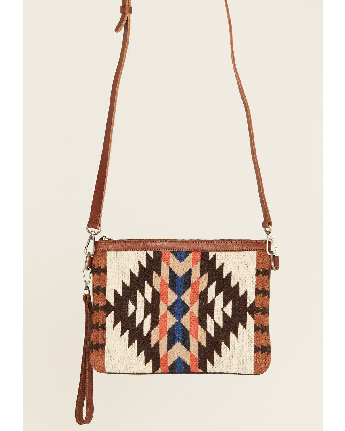 294394-shyanne-women-s-frontier-southwestern-woven-crossbody-bag-1.jpg
