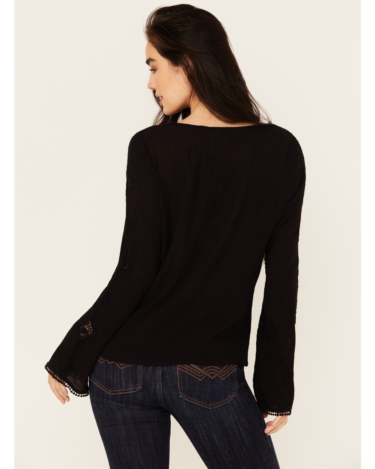 294611-idyllwind-women-s-sharondale-embroidered-long-sleeve-button-down-shirt-1.jpg