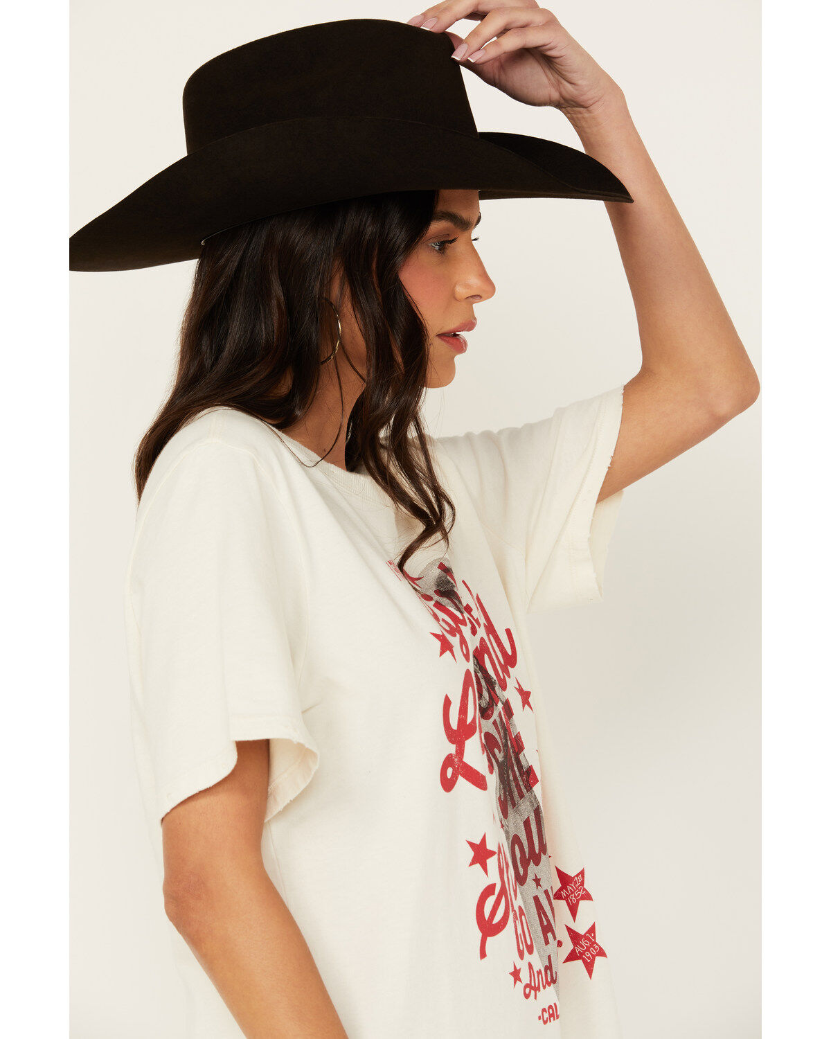 306889-idyllwind-women-s-calamity-jane-short-sleeve-graphic-tee-1.jpg