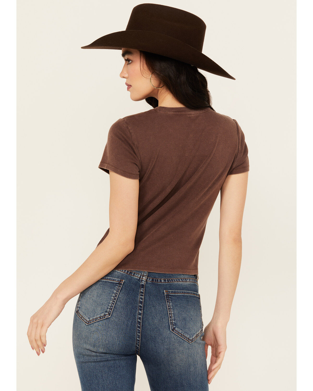 308817-cleo-wolf-women-s-auggie-short-sleeve-boxy-graphic-tee-1.jpg