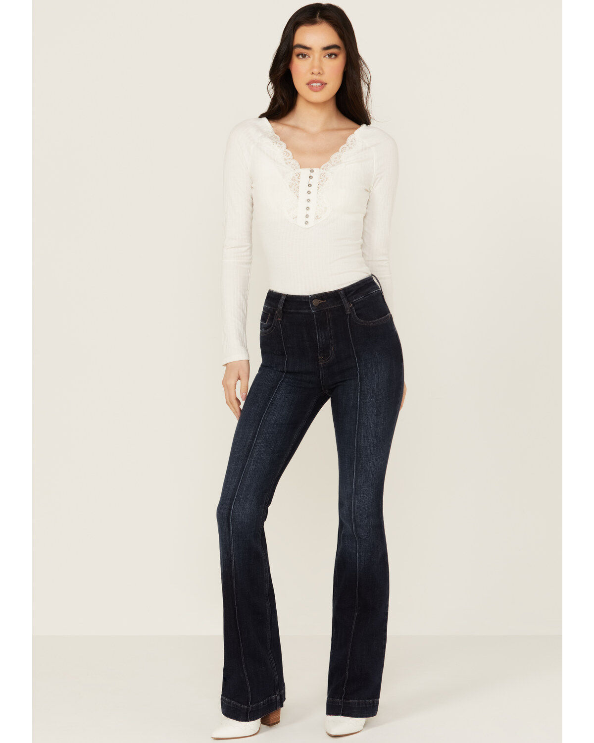 Idyllwind Women's Legend High Rise Seamed Bootcut Comfort Stretch Denim Jeans 1 310777-idyllwind-women-s-legend-high-rise-seamed-bootcut-comfort-stretch-denim-jeans-1.jpg