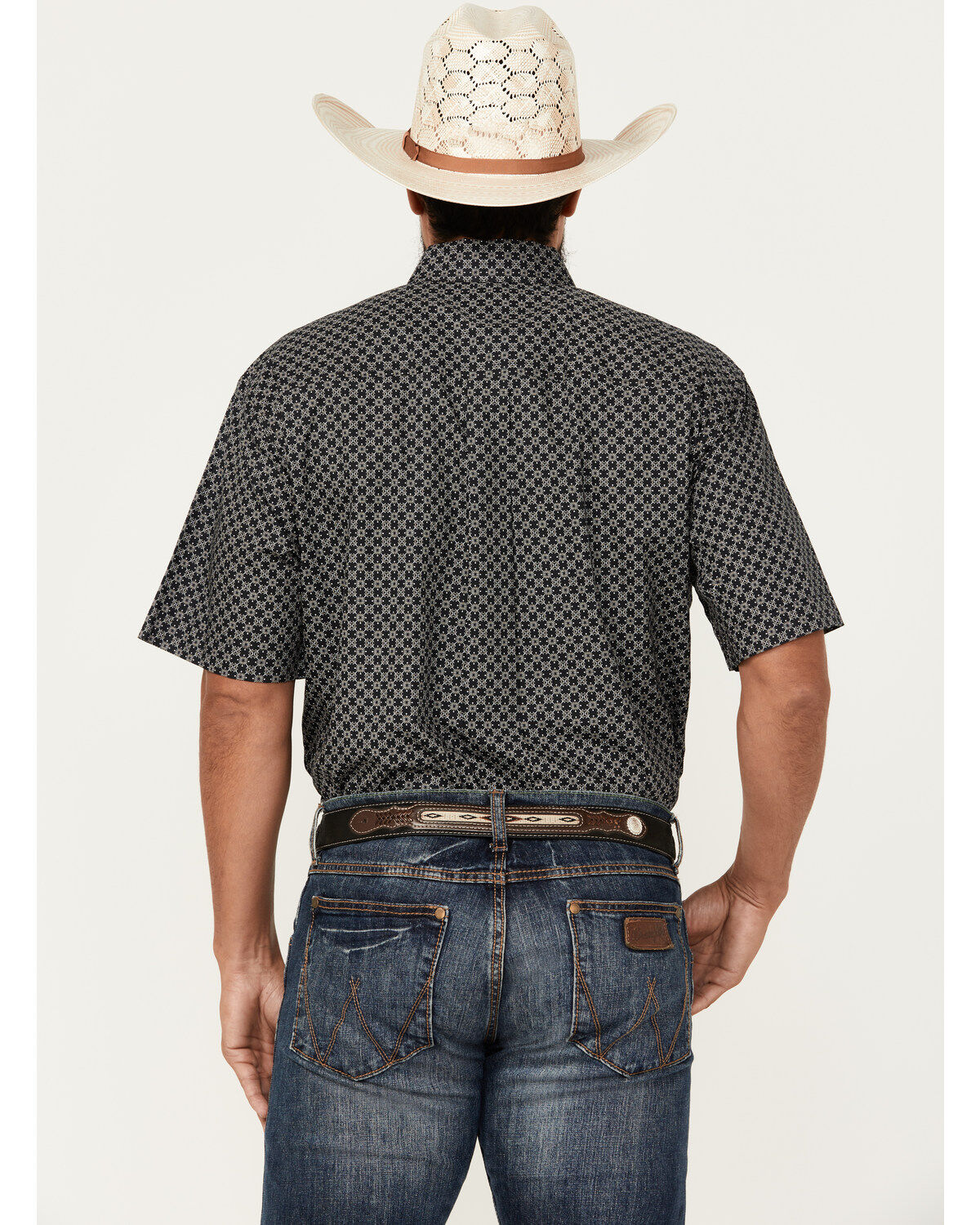 312253-cinch-men-s-geo-print-short-sleeve-button-down-western-shirt-1.jpg