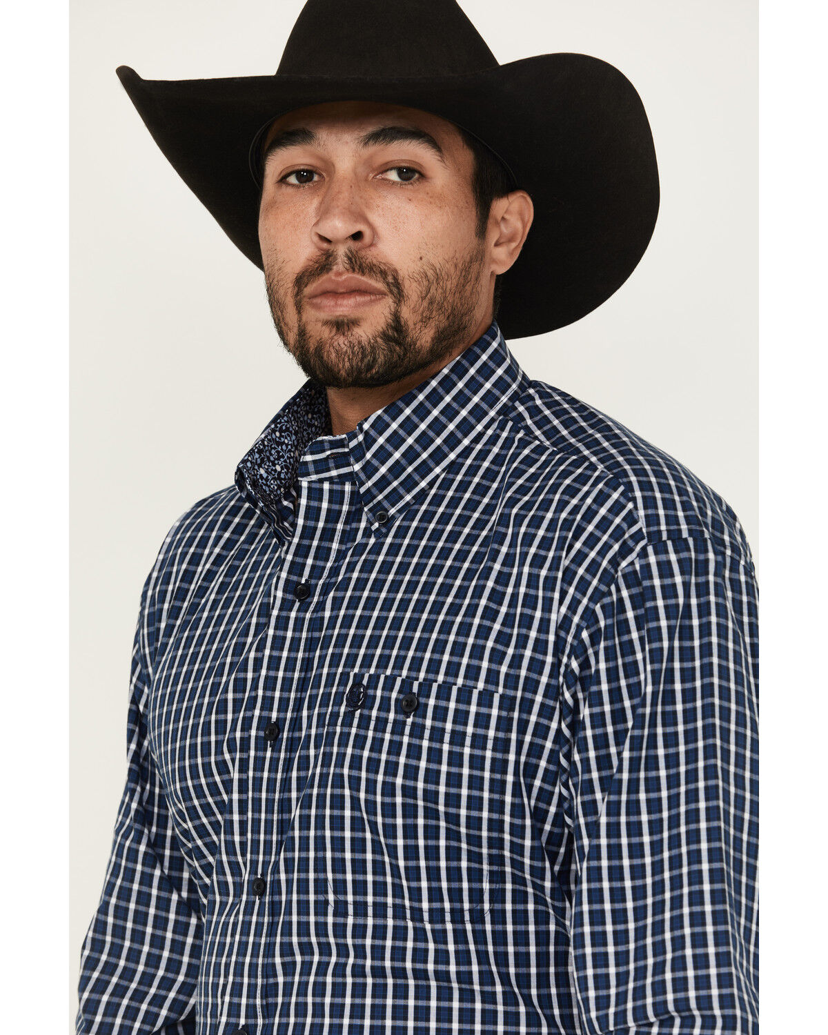 312662-george-strait-by-wrangler-men-s-plaid-print-long-sleeve-button-down-stretch-western-shirt-1.jpg