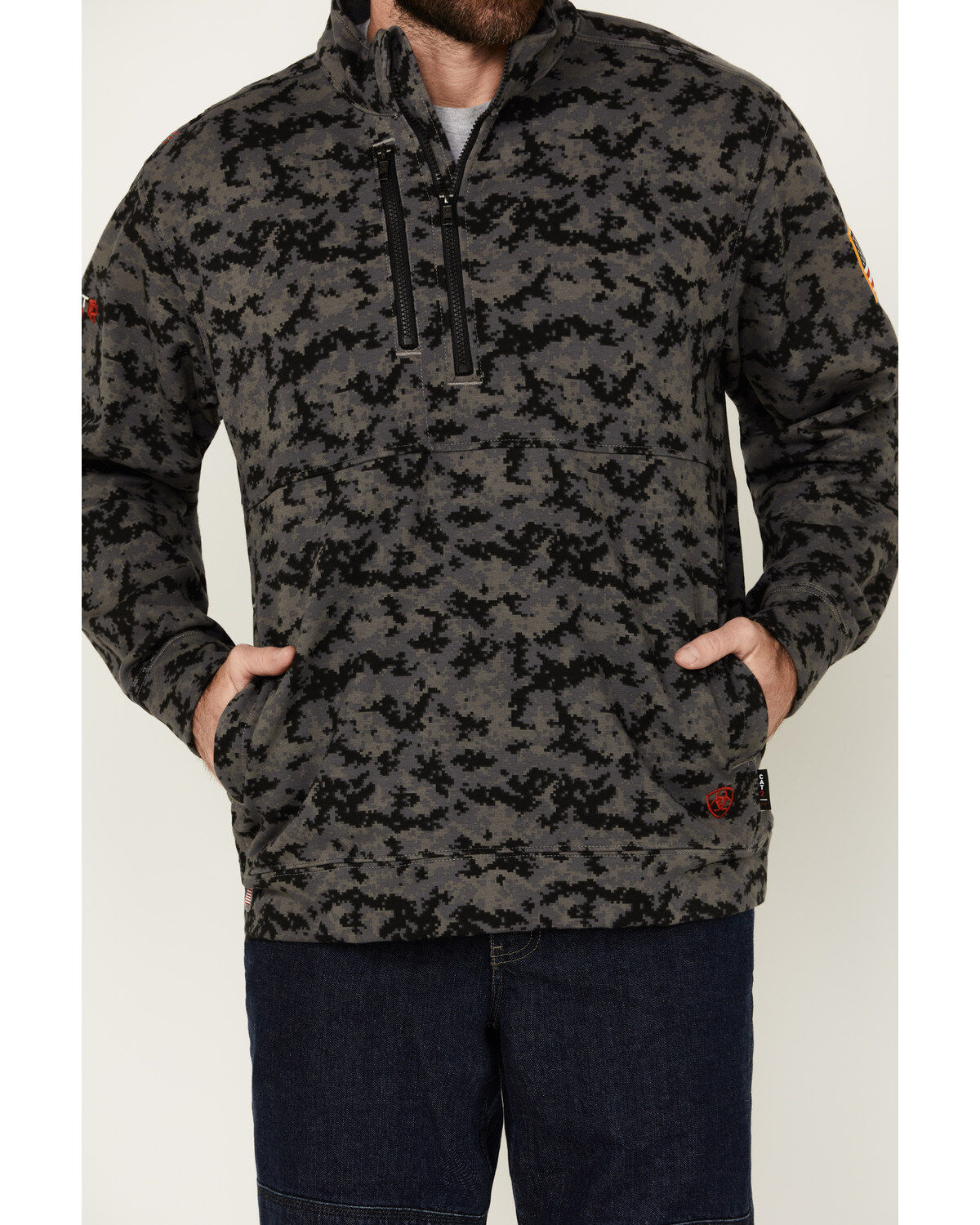 315069-ariat-men-s-fr-durastrech-fleece-camo-print-1-2-zip-up-pullover-1.jpg
